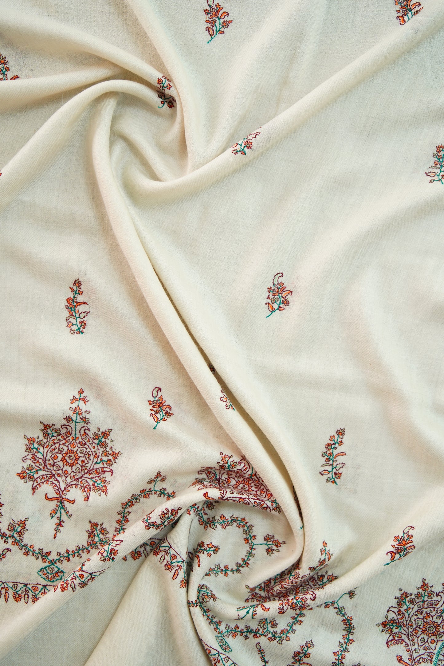 white GI butis embroidery pashmina stole 0042