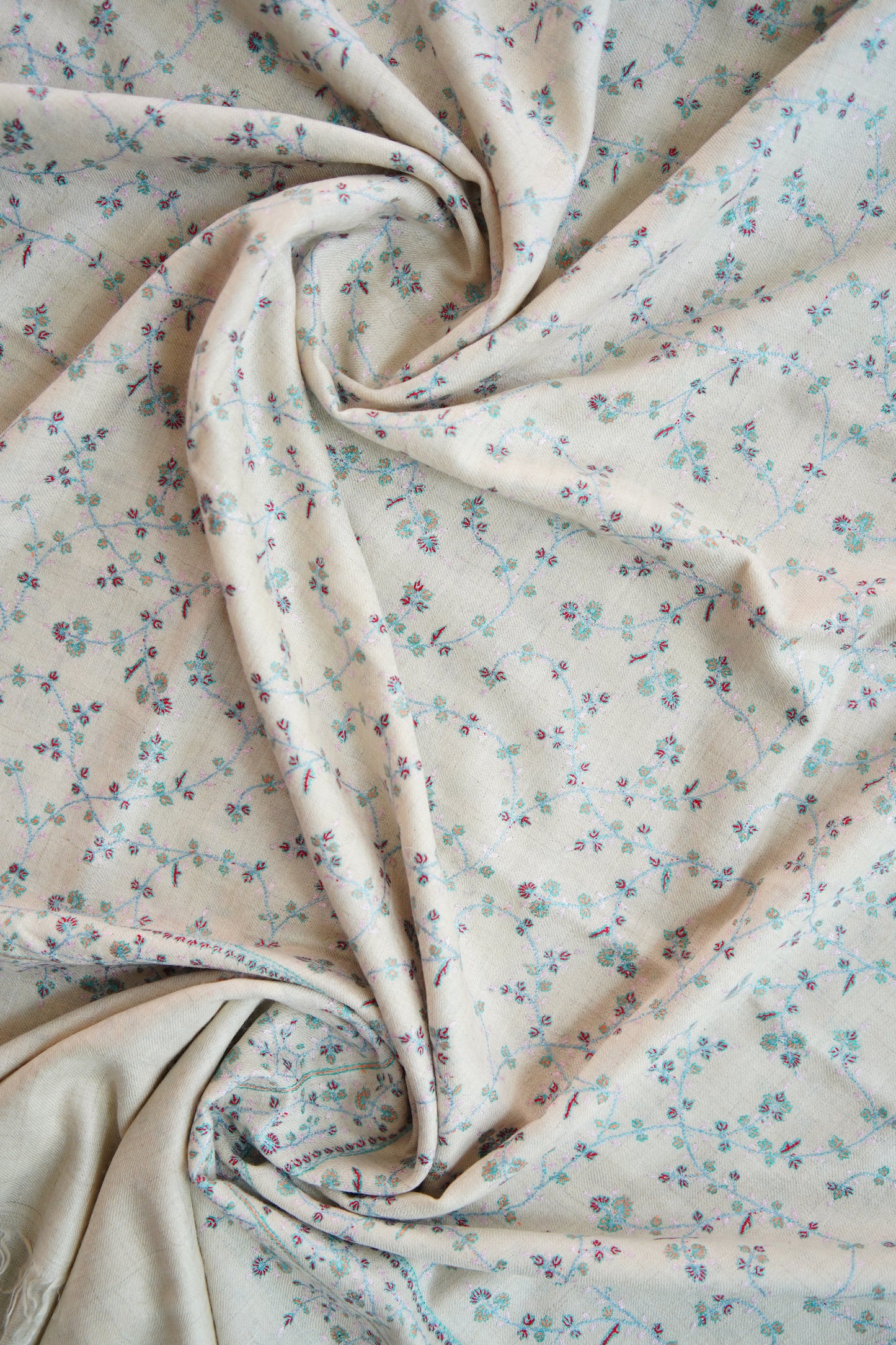 white GI jaali embroidery pashmina shawl 0075