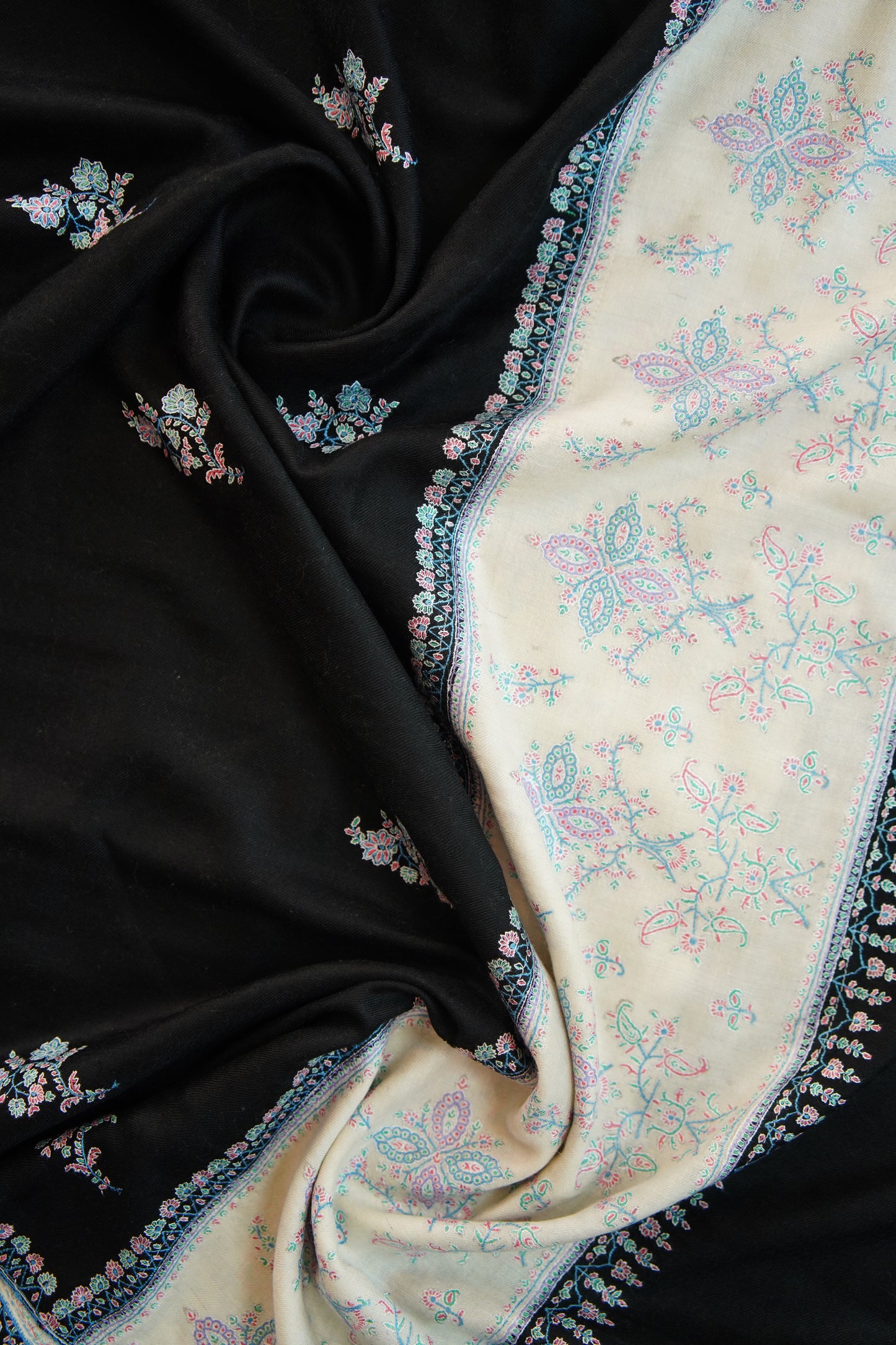 black and white GI embroidery pashmina shawl 0090