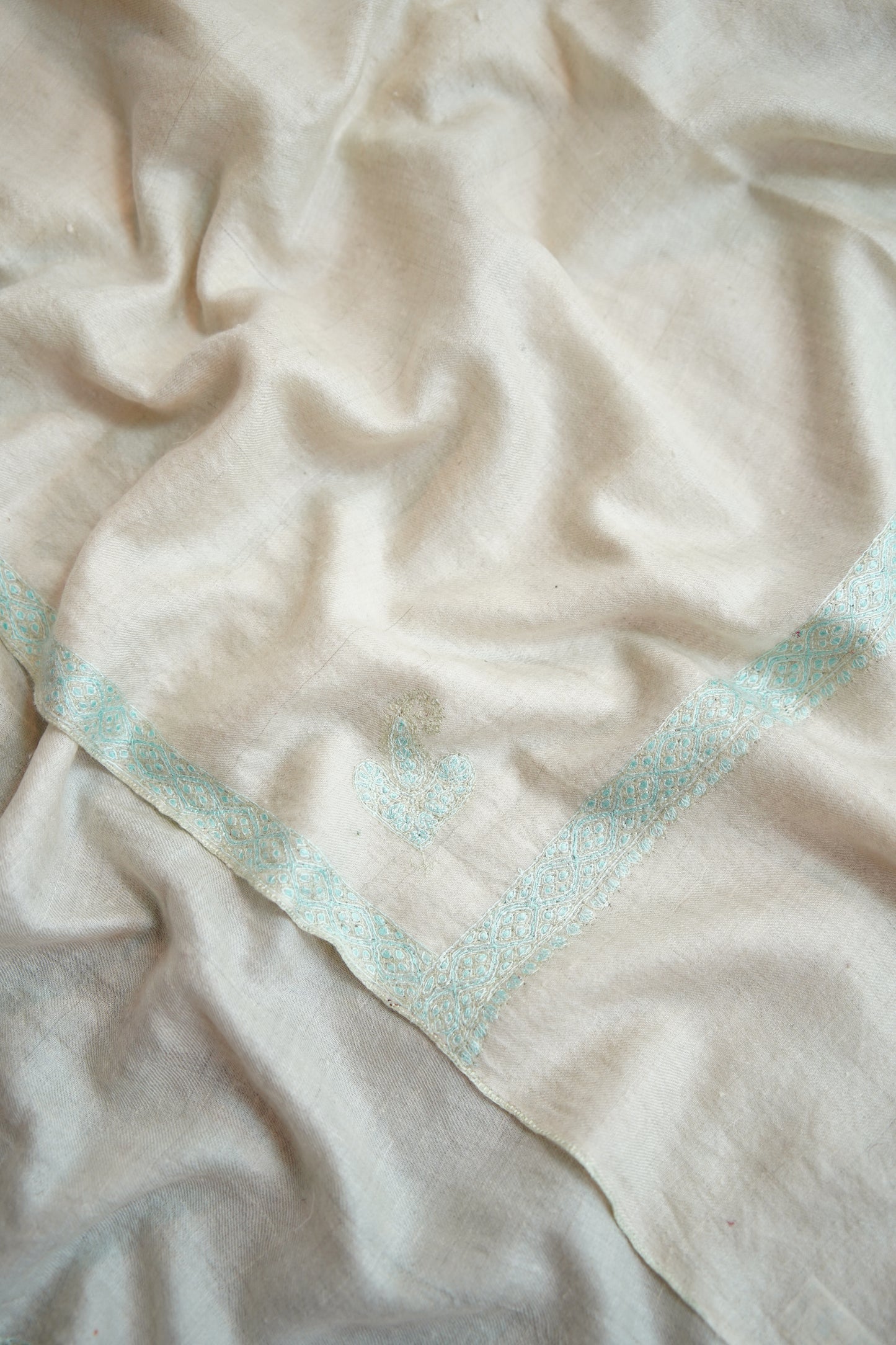 white GI embroidery pashmina shawl 0147