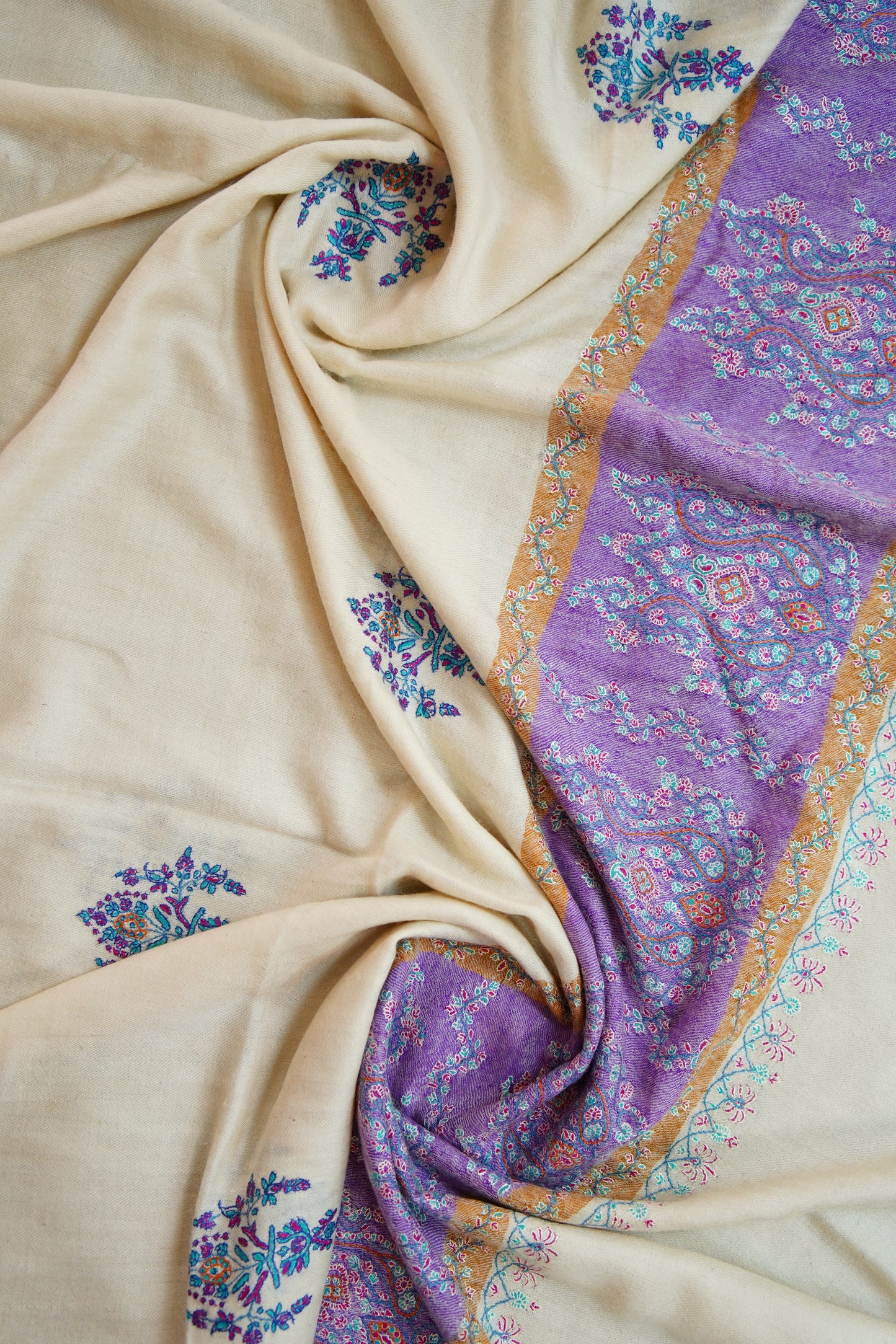 creamy white GI butis embroidery pashmina shawl 0209