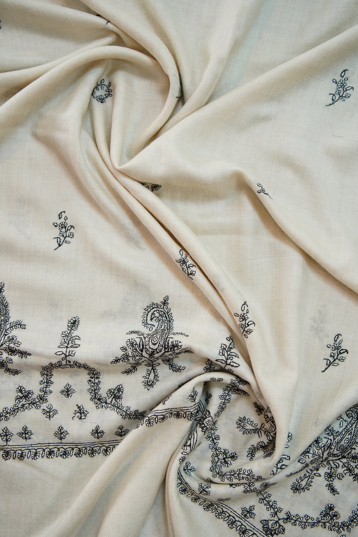 white GI butis embroidery pashmina stole 0227