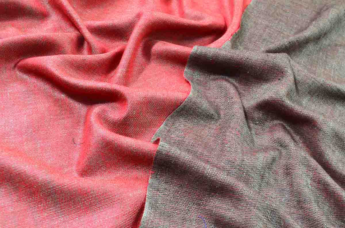 Reversible shawl - 4908