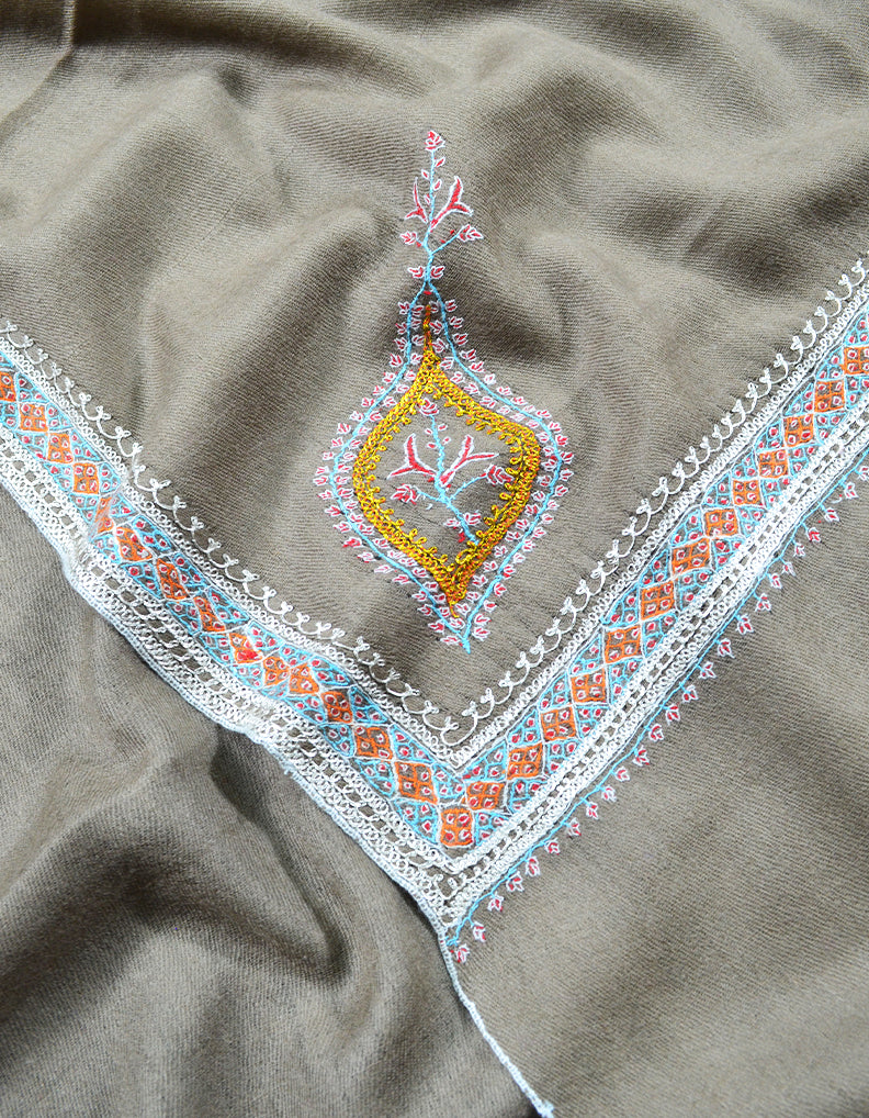 natural embroidery pashmina shawl 7919