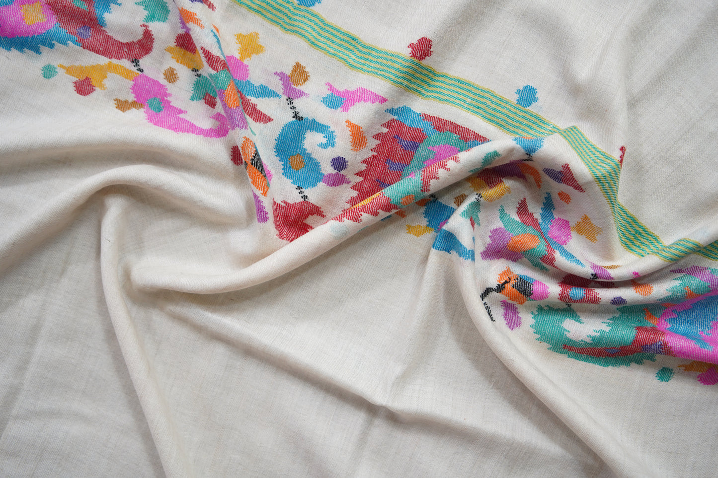 White kani palla shawl 9518