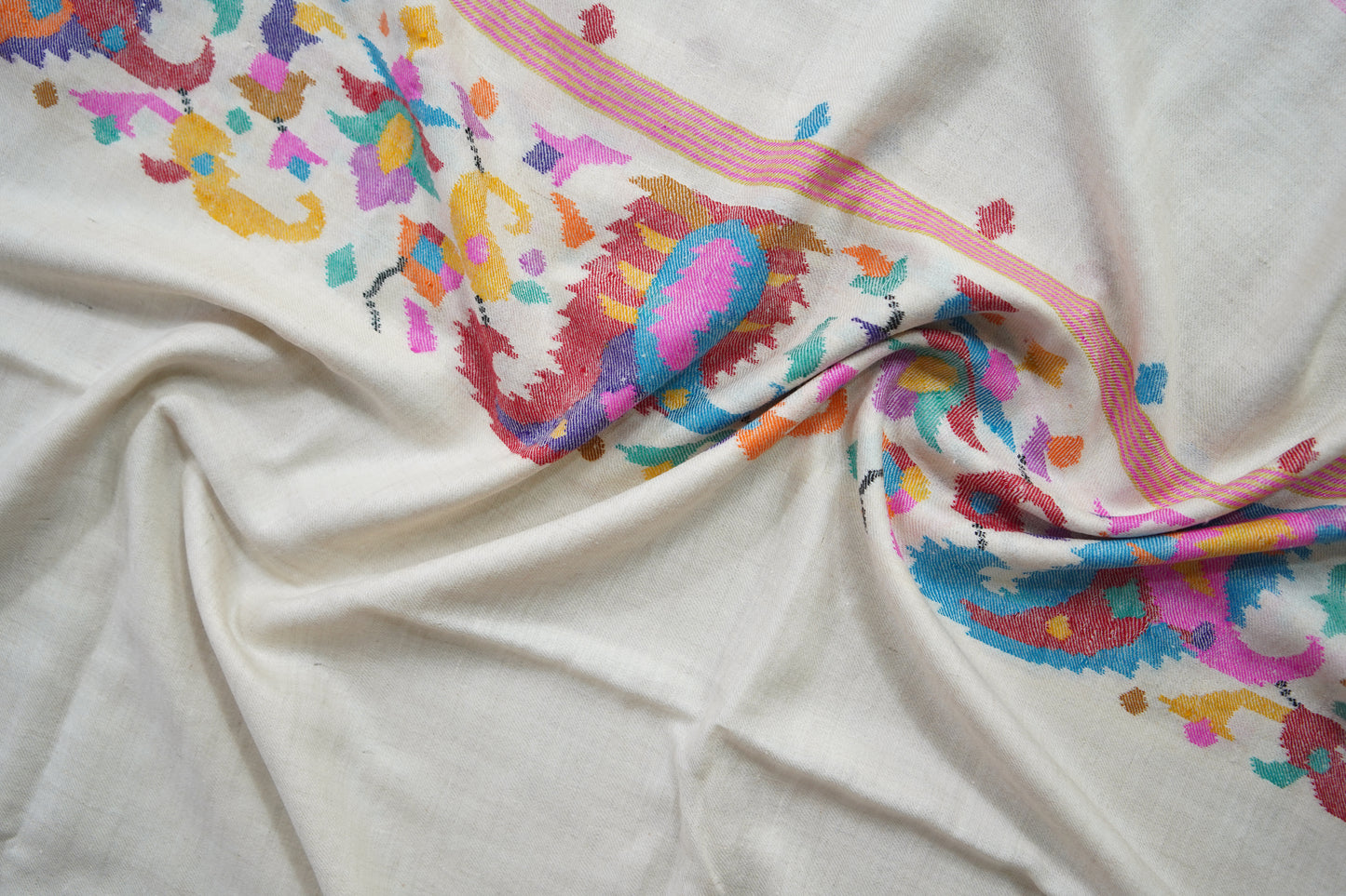 snow white kani palla shawl 9519