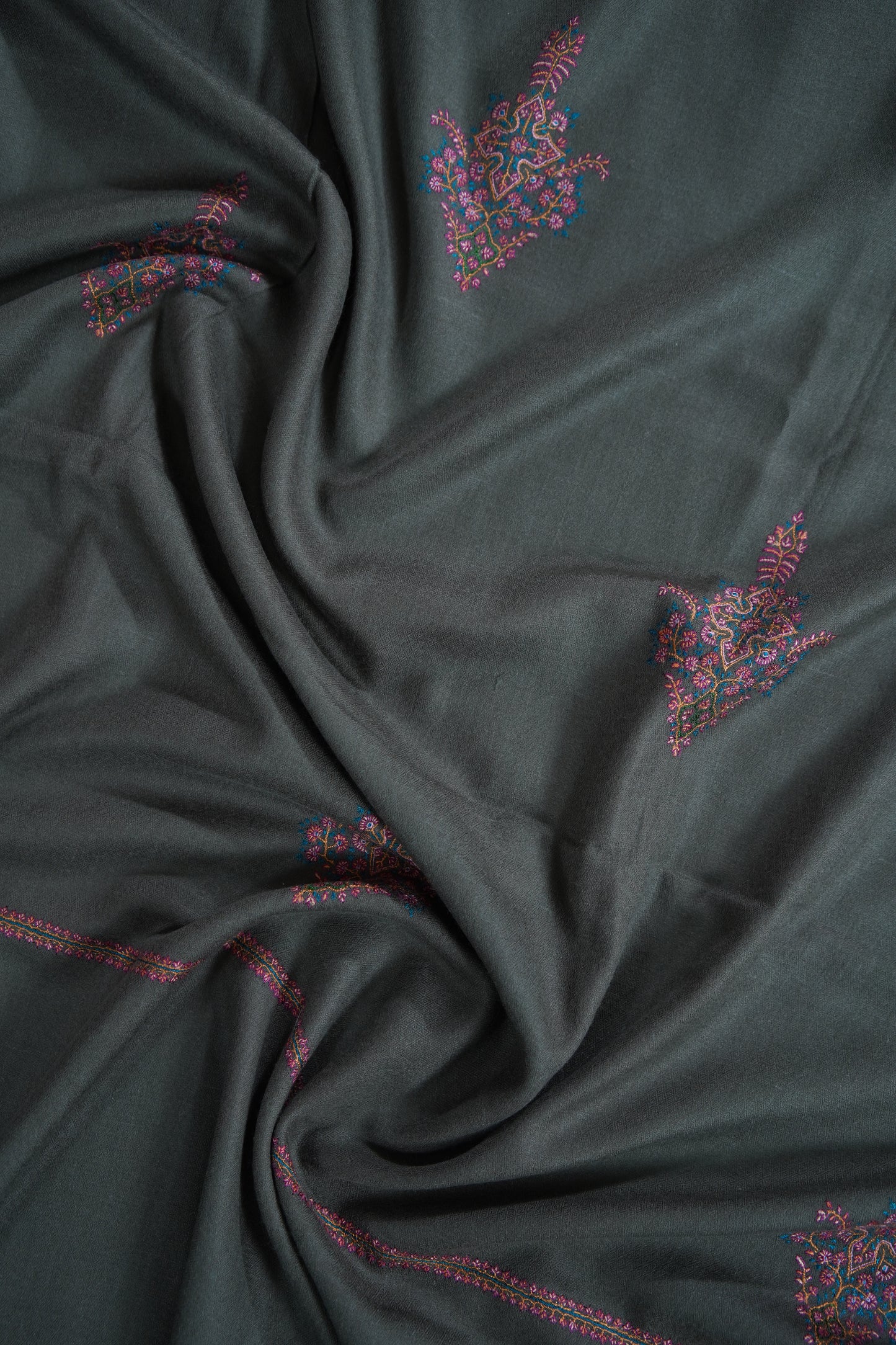 dark natural butis silk embroidery pashmina shawl 9585
