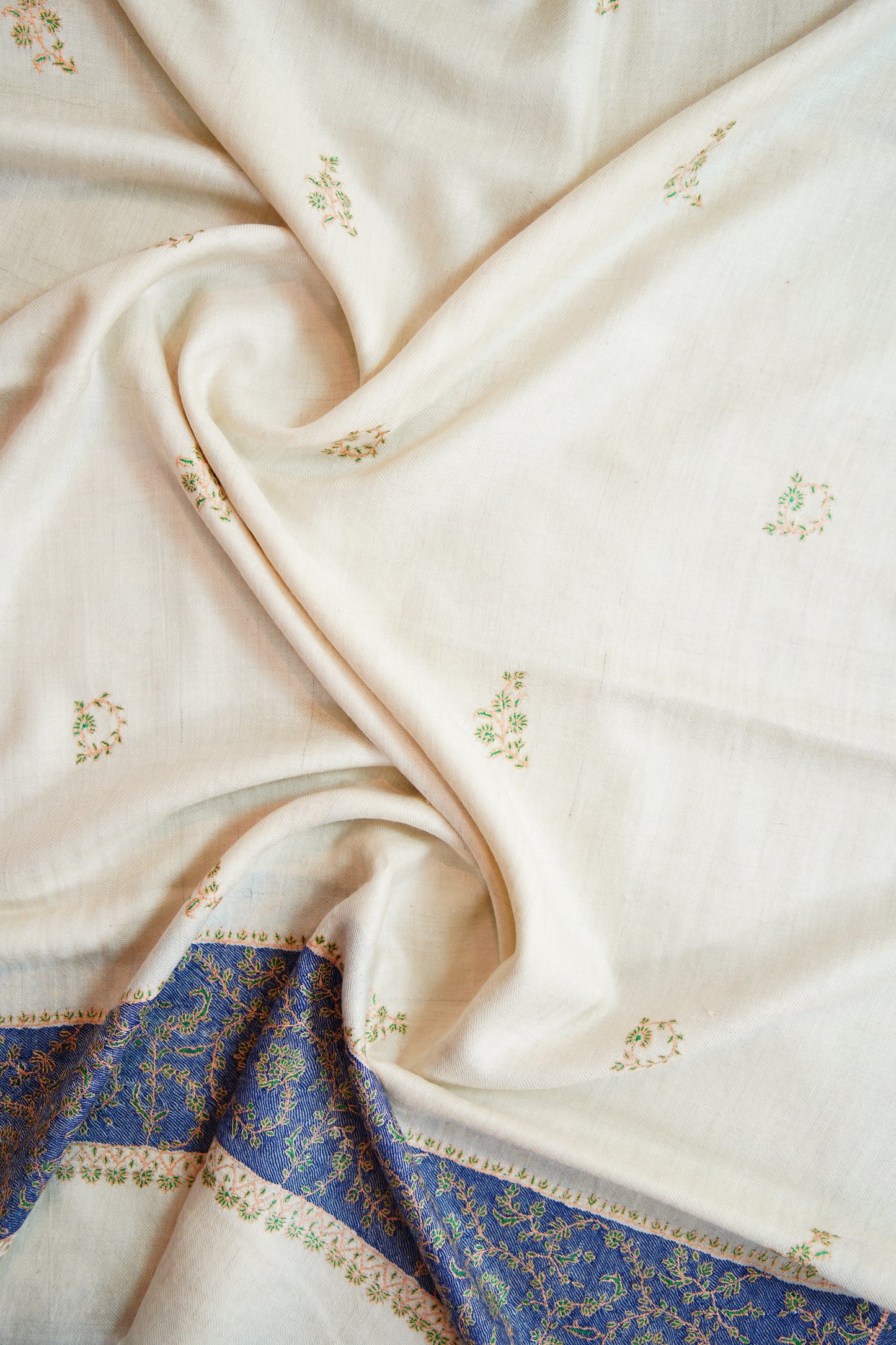 white GI butis embroidery pashmina stole 9839