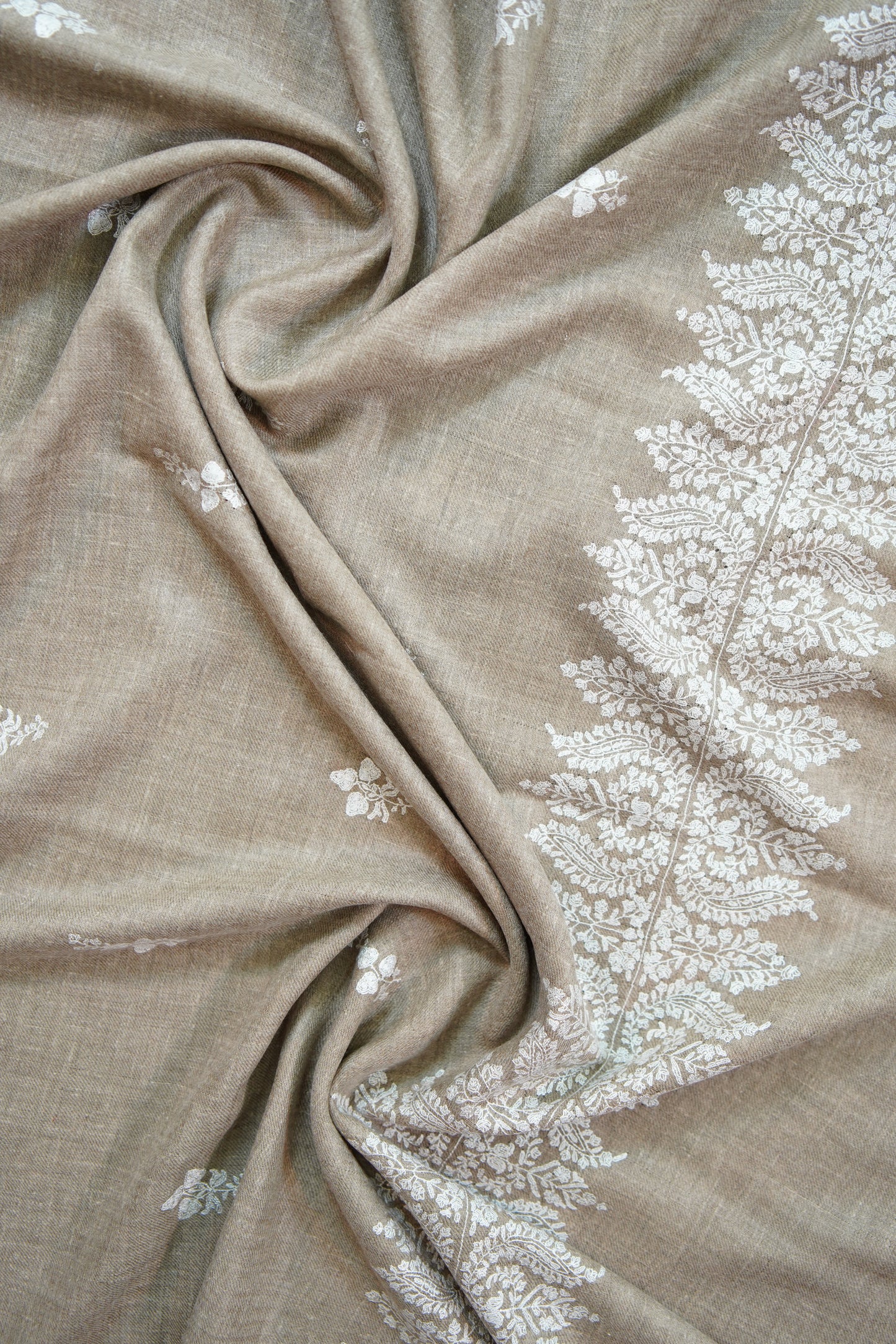 light natural butis GI embroidery pashmina shawl 9888