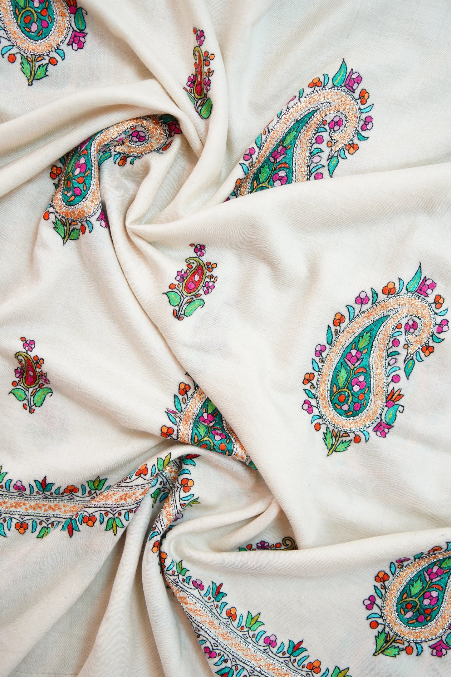 pure white GI butis embroidery pashmina shawl 9926