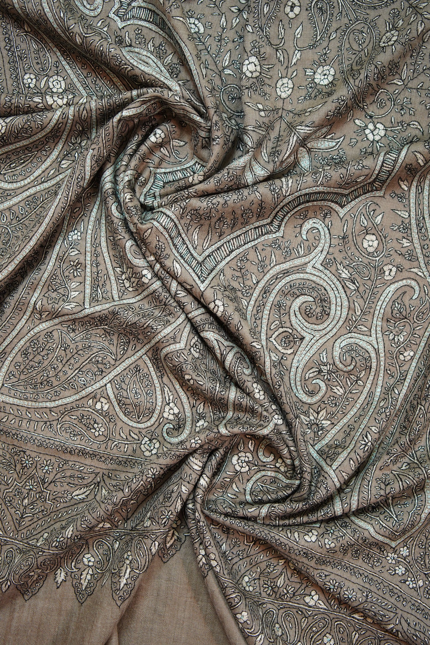 natural GI jamma embroidery pashmina shawl 9976