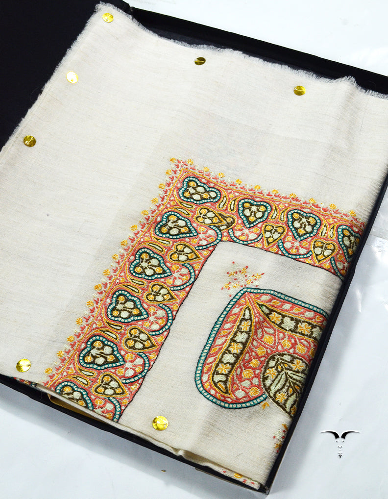 Sangeen Mussar White SN01119