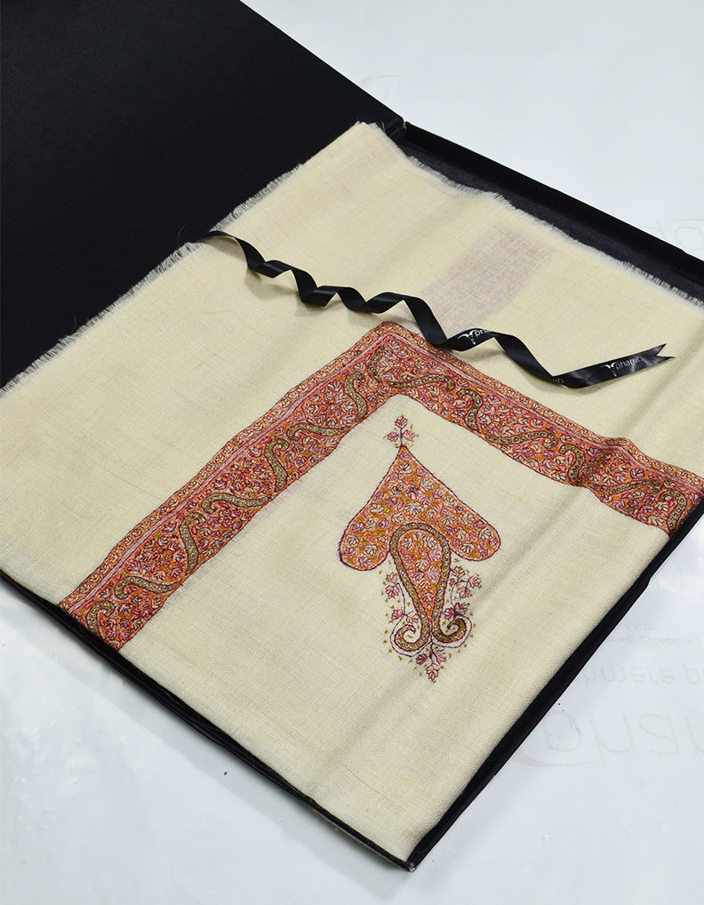 Mussar Rumaal Small Naqsha White RS00059