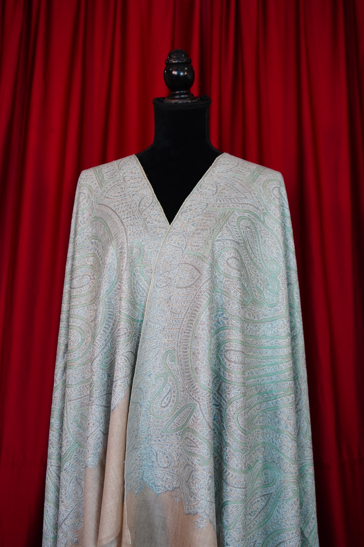 light natural GI jamma embroidery pashmina shawl 0002