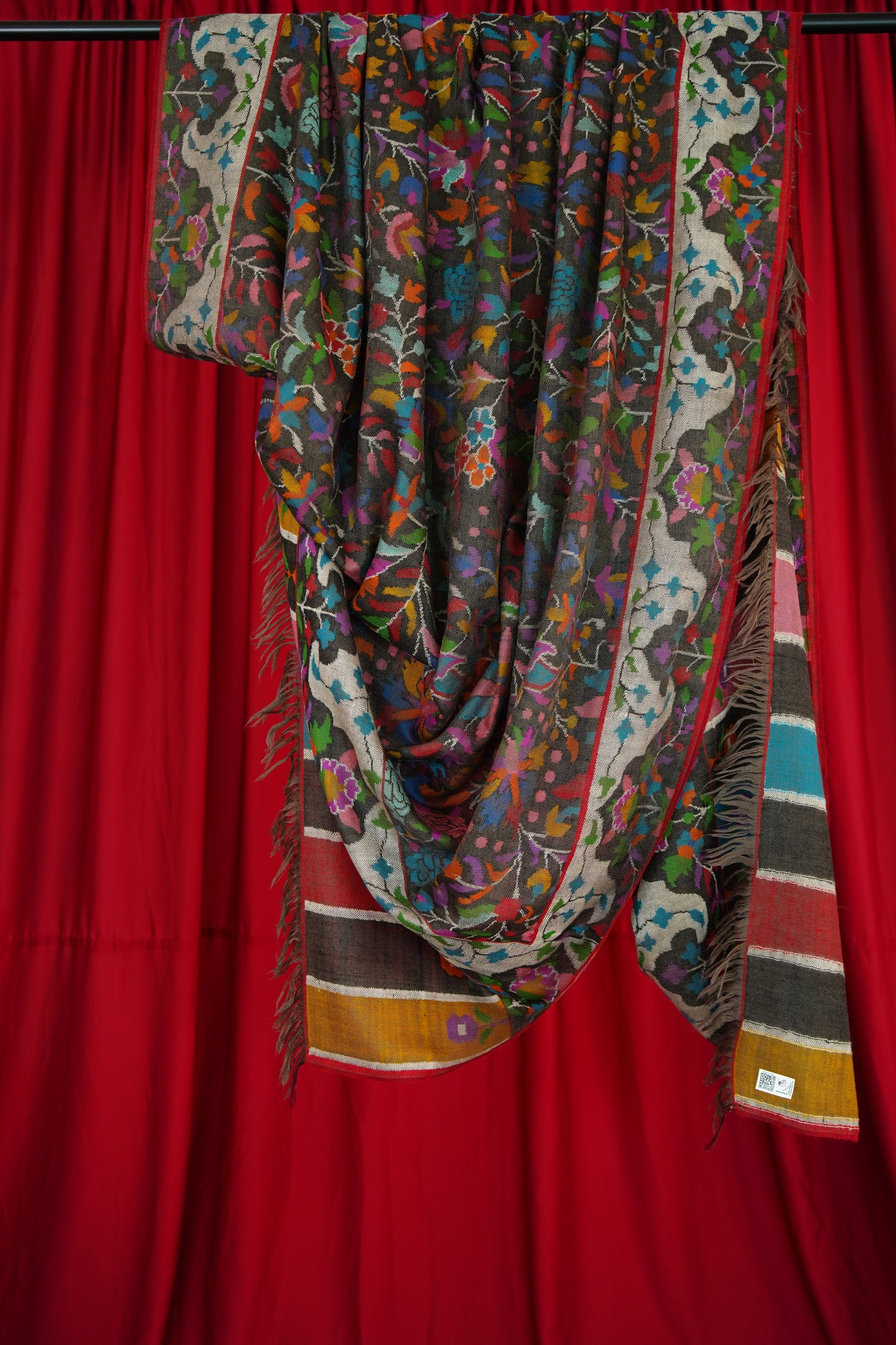 smokey black and silver XL GI kani jamma pashmina shawl 0025