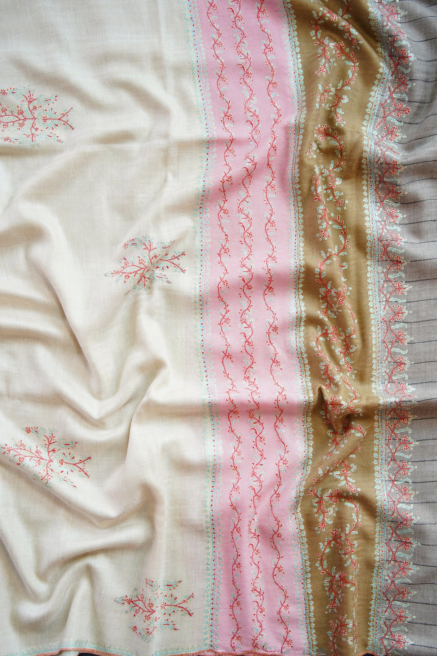multi-coloured GI embroidery pashmina shawl 0029