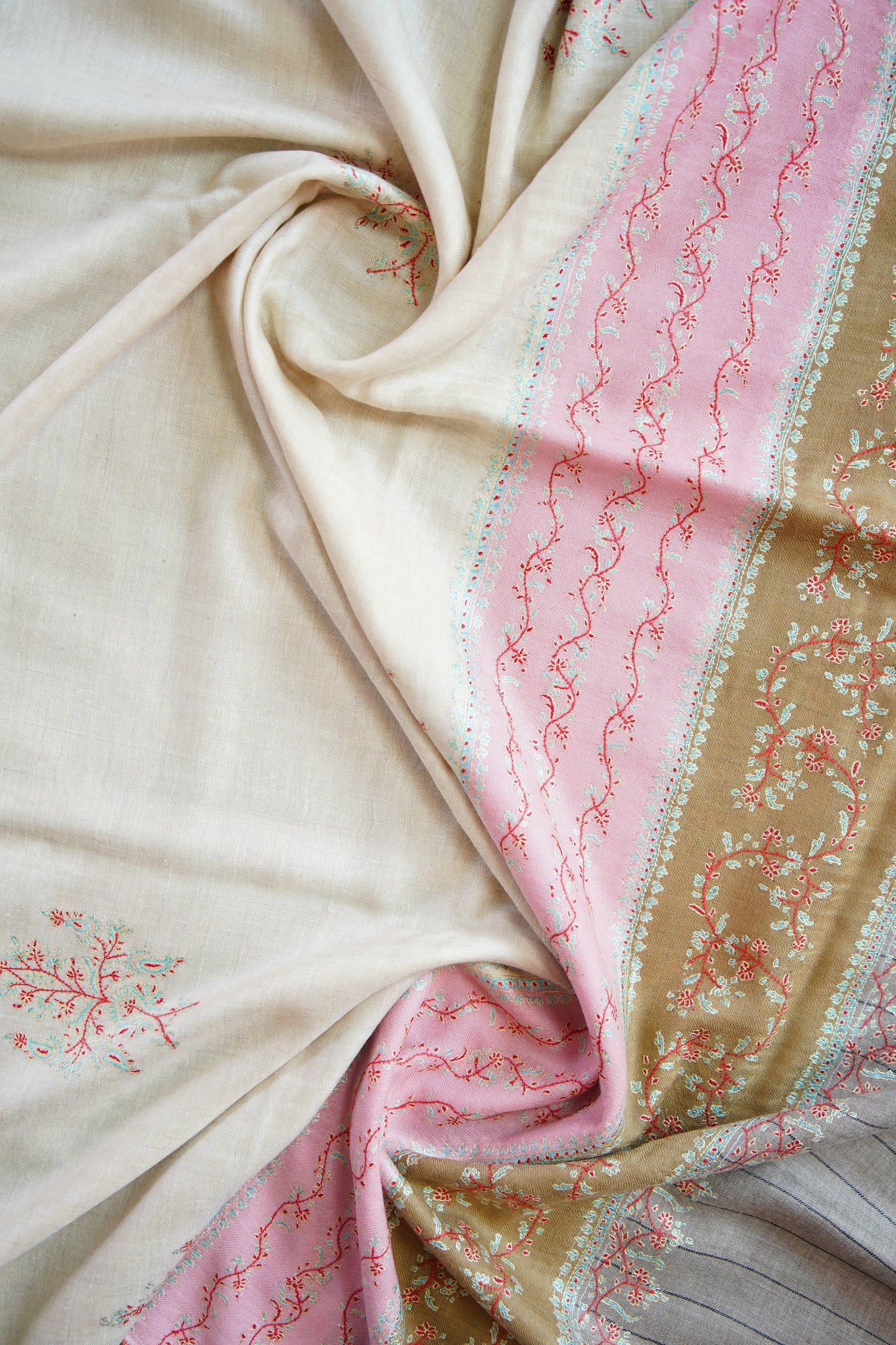multi-coloured GI embroidery pashmina shawl 0029