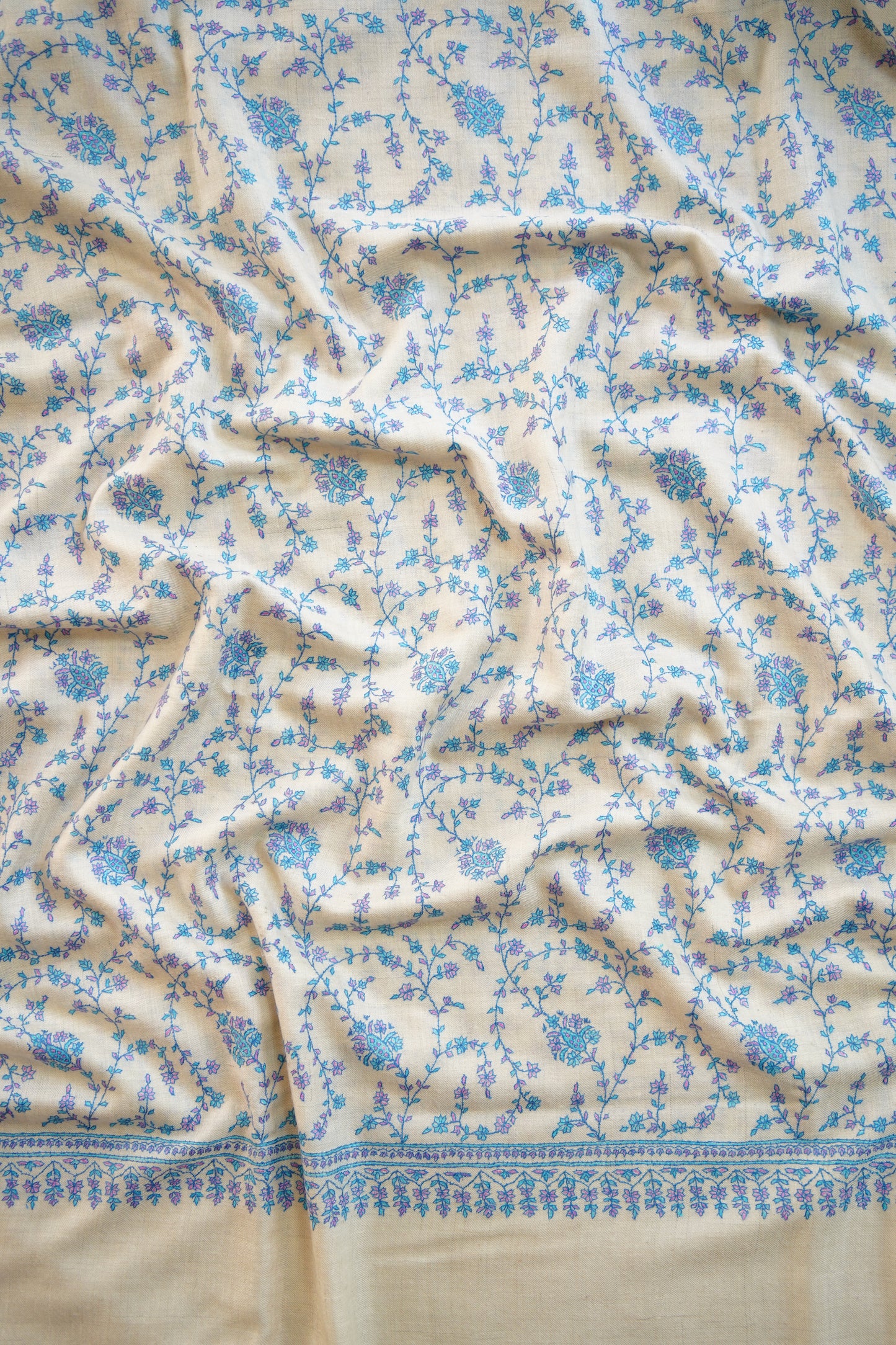 white GI jaali embroidery pashmina shawl 0033