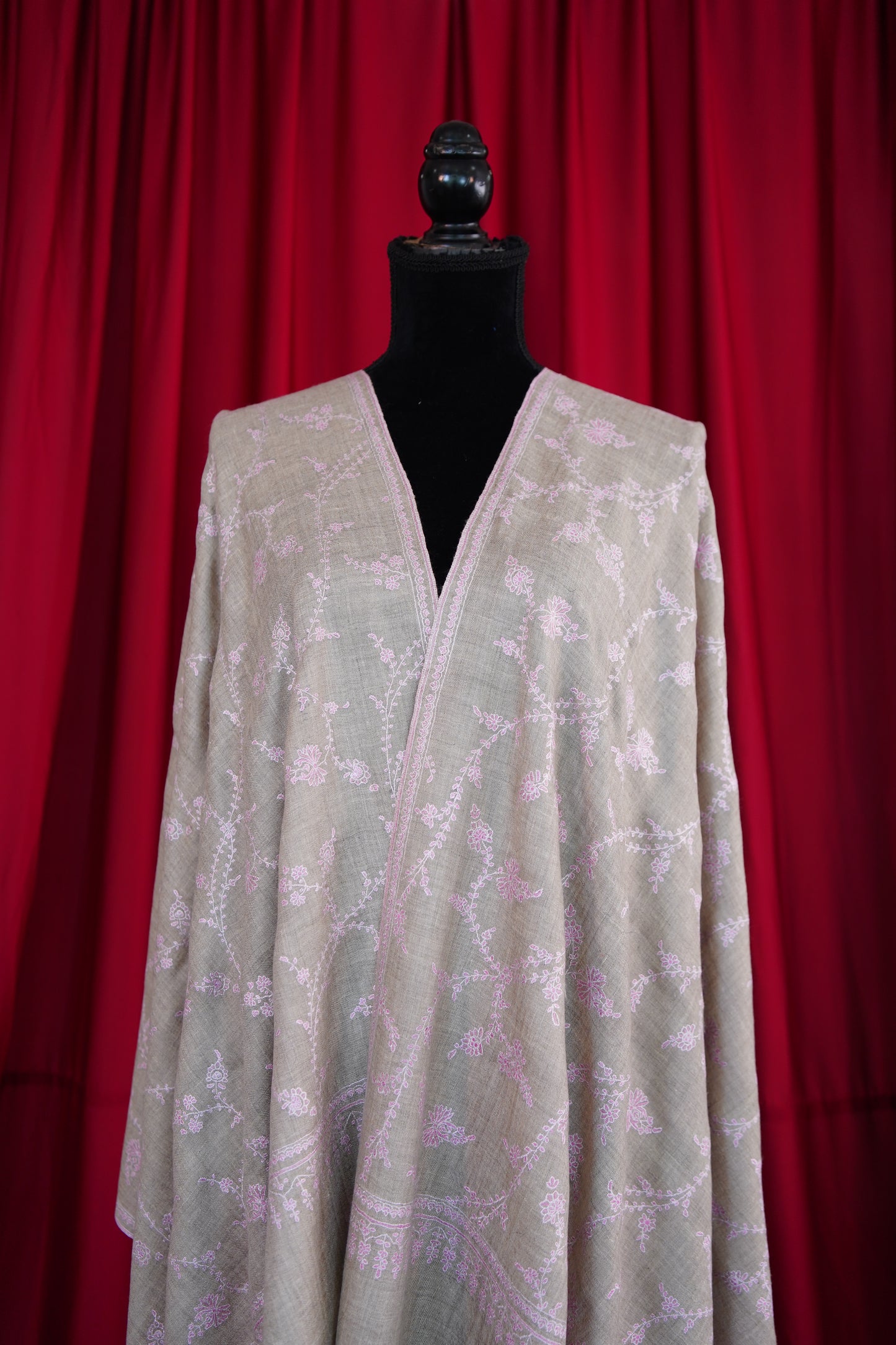 natural GI jaali embroidery pashmina stole 0037