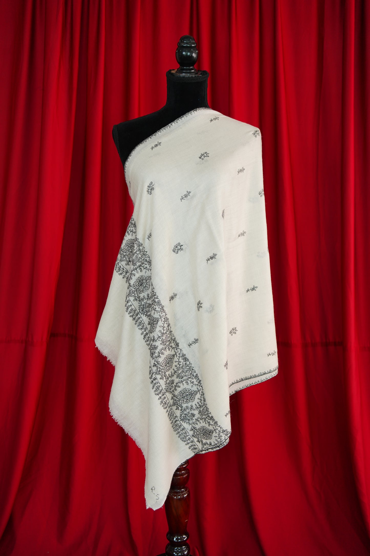 pure white GI embroidery pashmina stole 0038