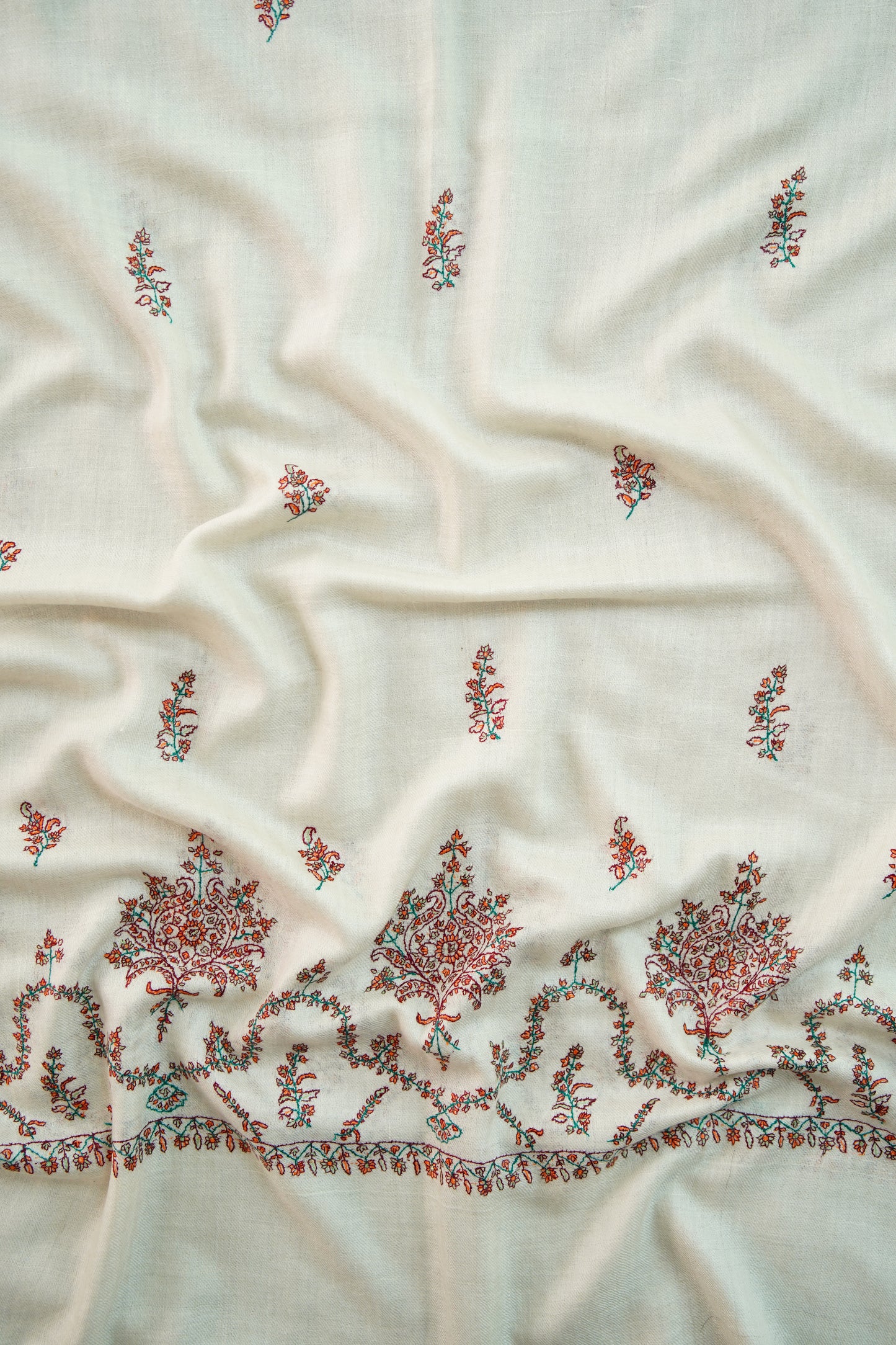 white GI butis embroidery pashmina stole 0042