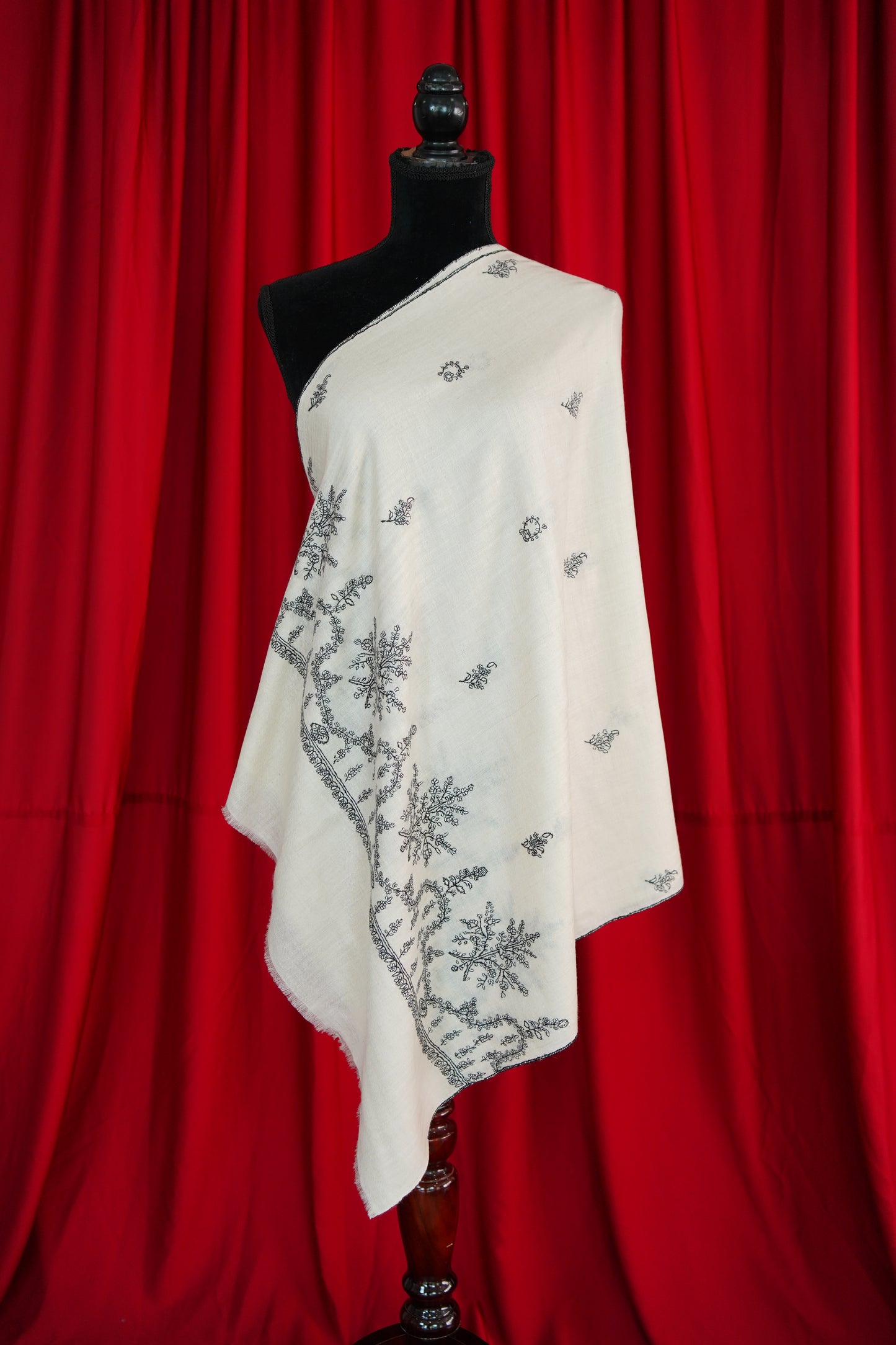 pure white GI butis embroidery pashmina stole 0044