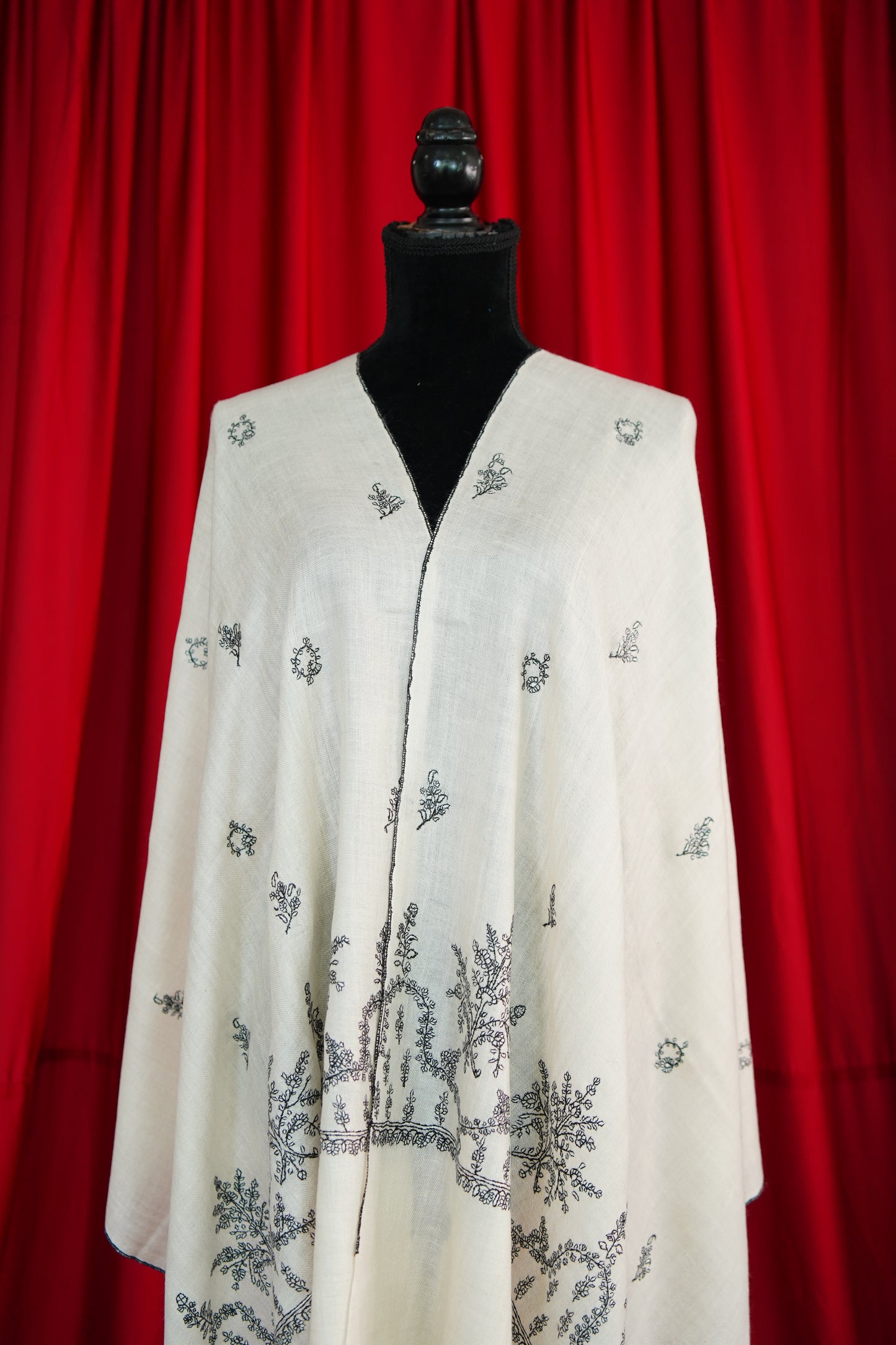 pure white GI butis embroidery pashmina stole 0044