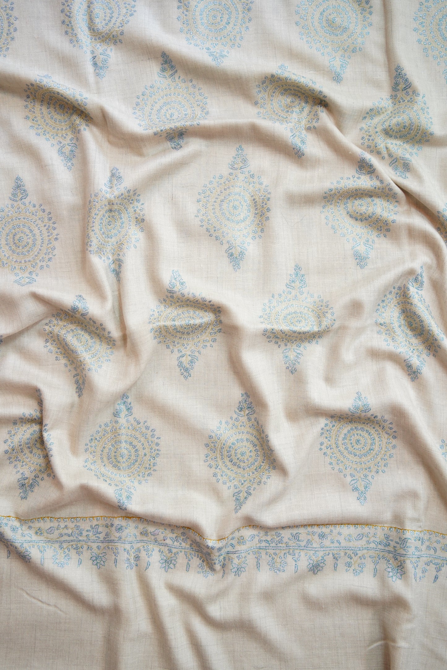 white GI butis embroidery pashmina shawl 0065