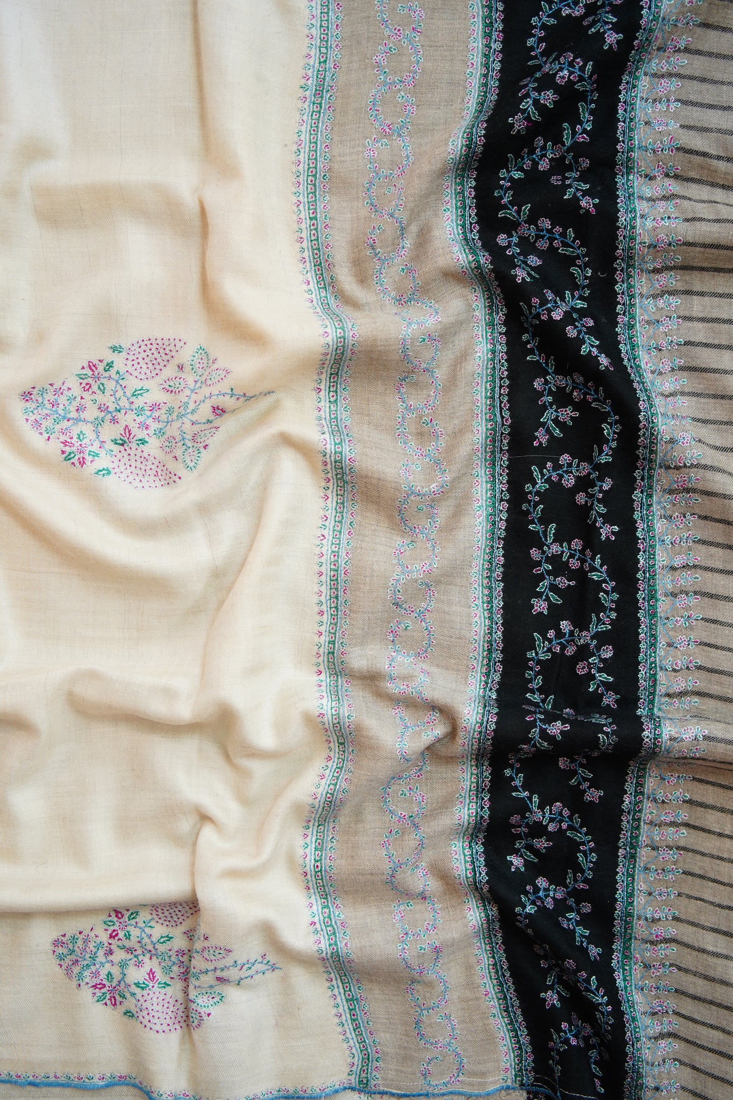 multi-coloured GI embroidery pashmina shawl 0073