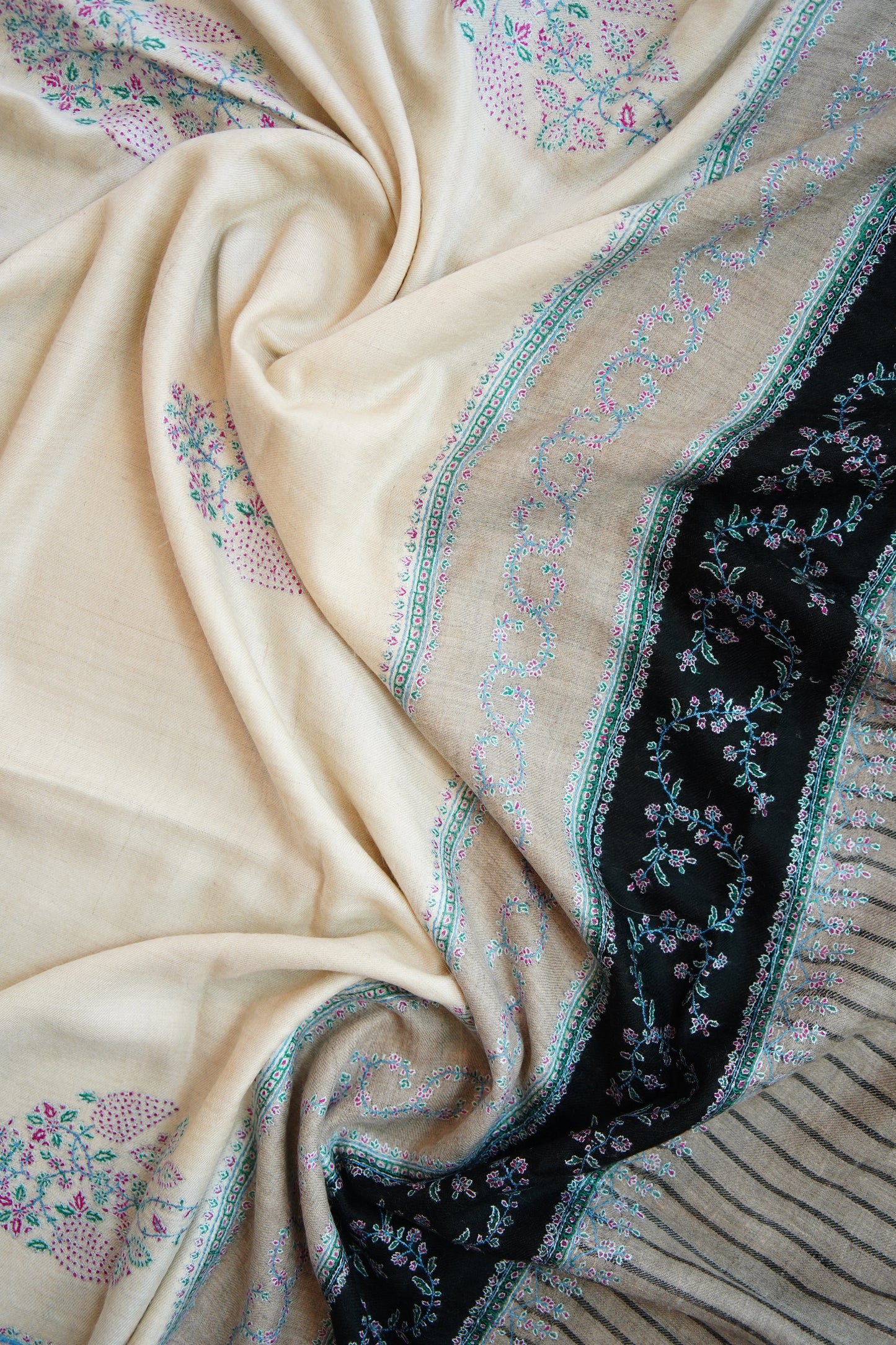 multi-coloured GI embroidery pashmina shawl 0073