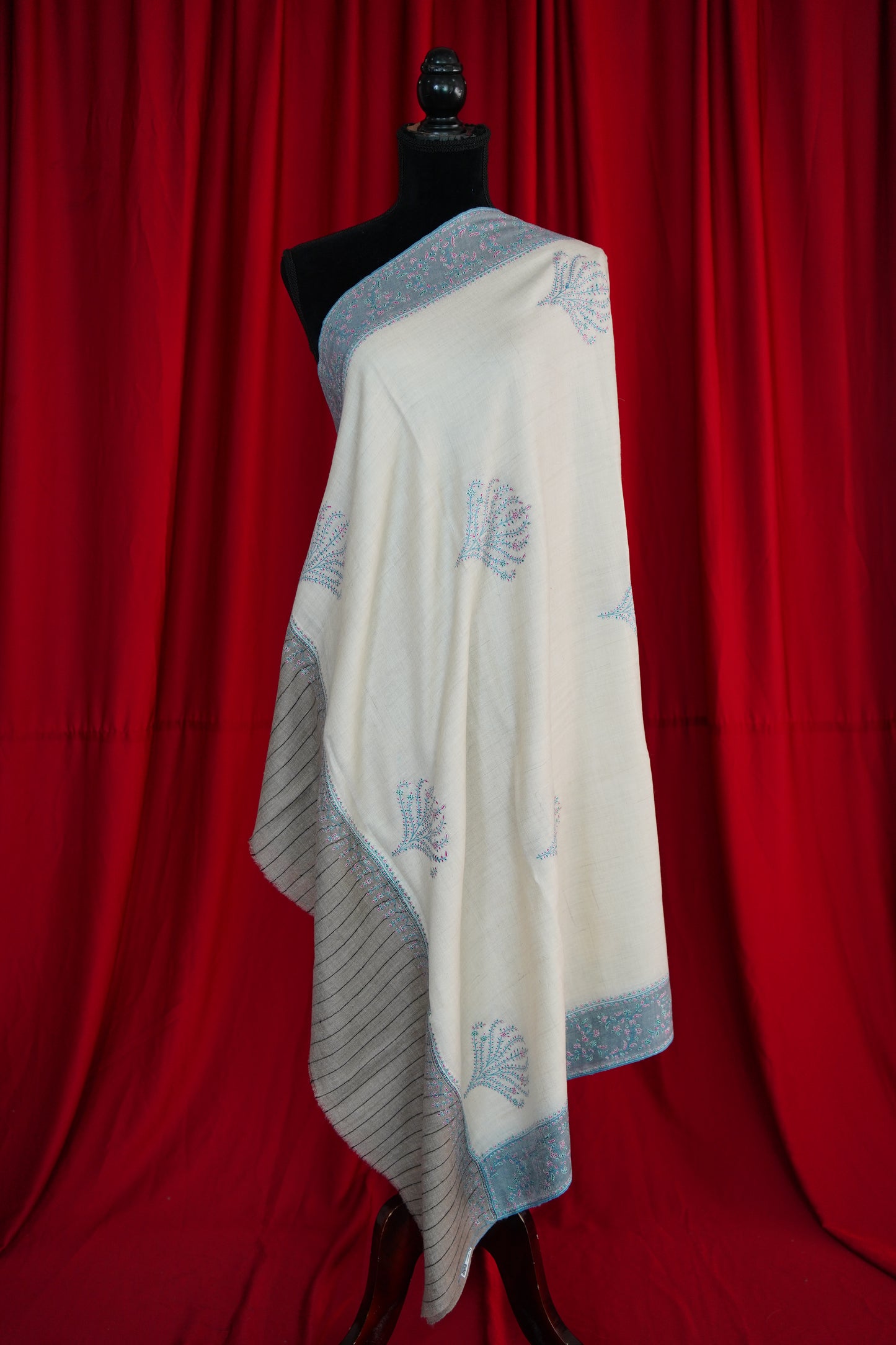 white GI embroidery pashmina shawl 0077