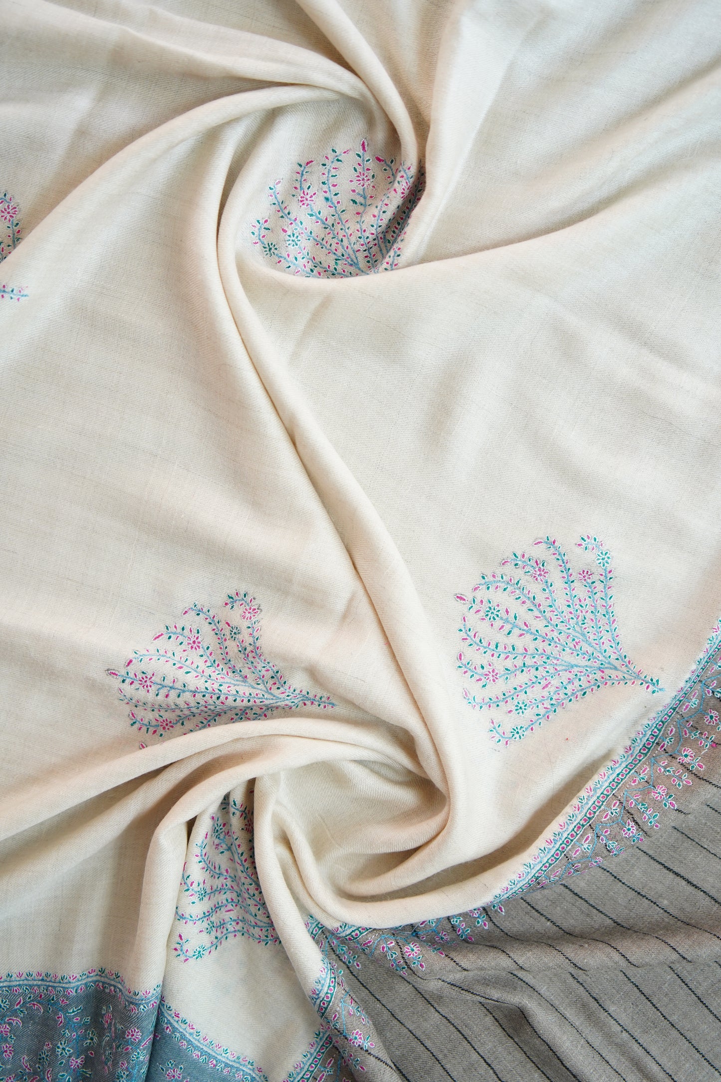 white GI embroidery pashmina shawl 0077