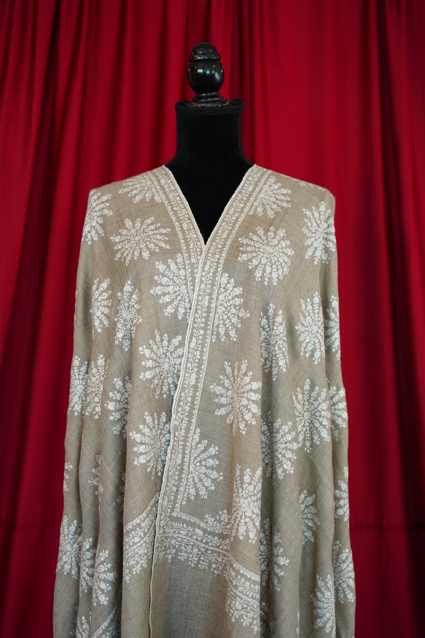 natural GI butis embroidery pashmina shawl 0085