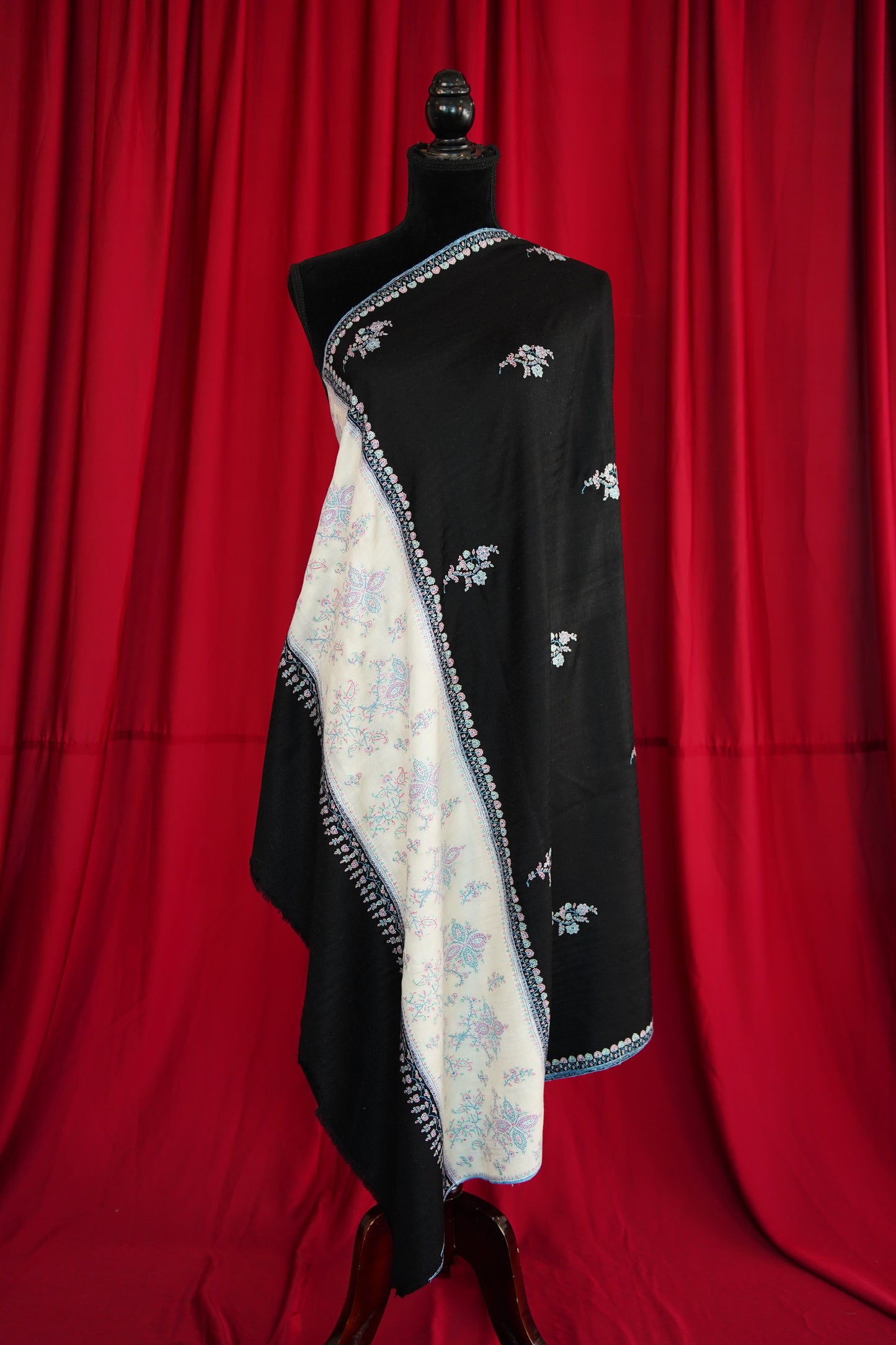 black and white GI embroidery pashmina shawl 0090