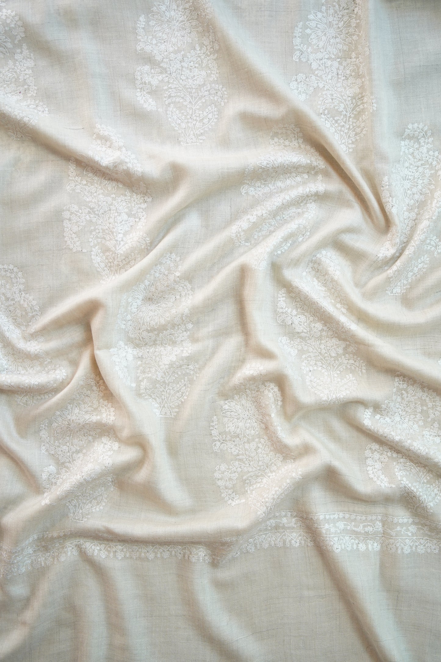 white on white GI butis embroidery pashmina shawl 0092