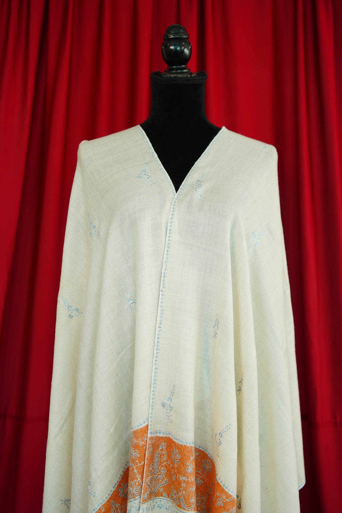snow white GI butis embroidery pashmina stole 0098