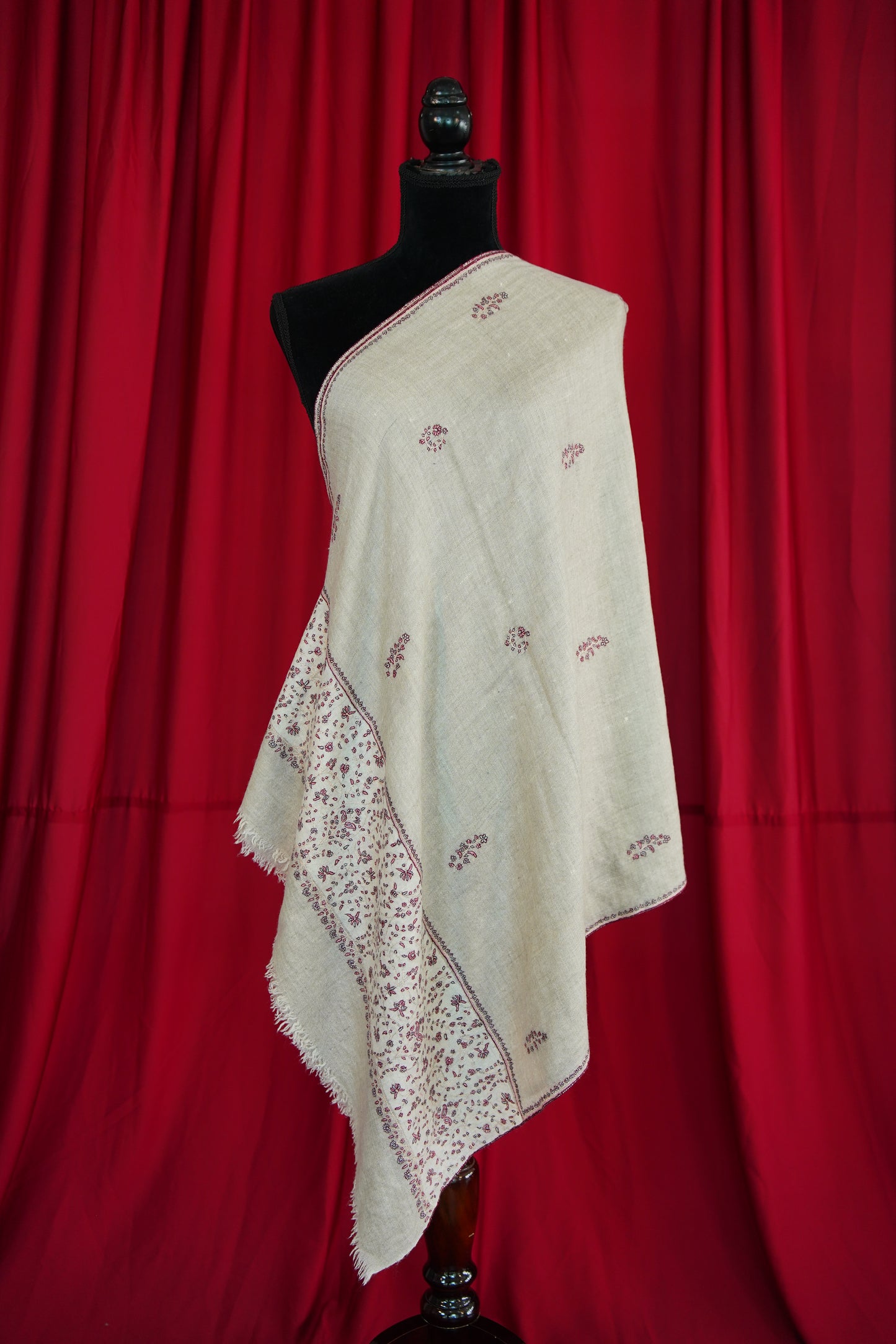 light natural GI butis embroidery pashmina stole 0101