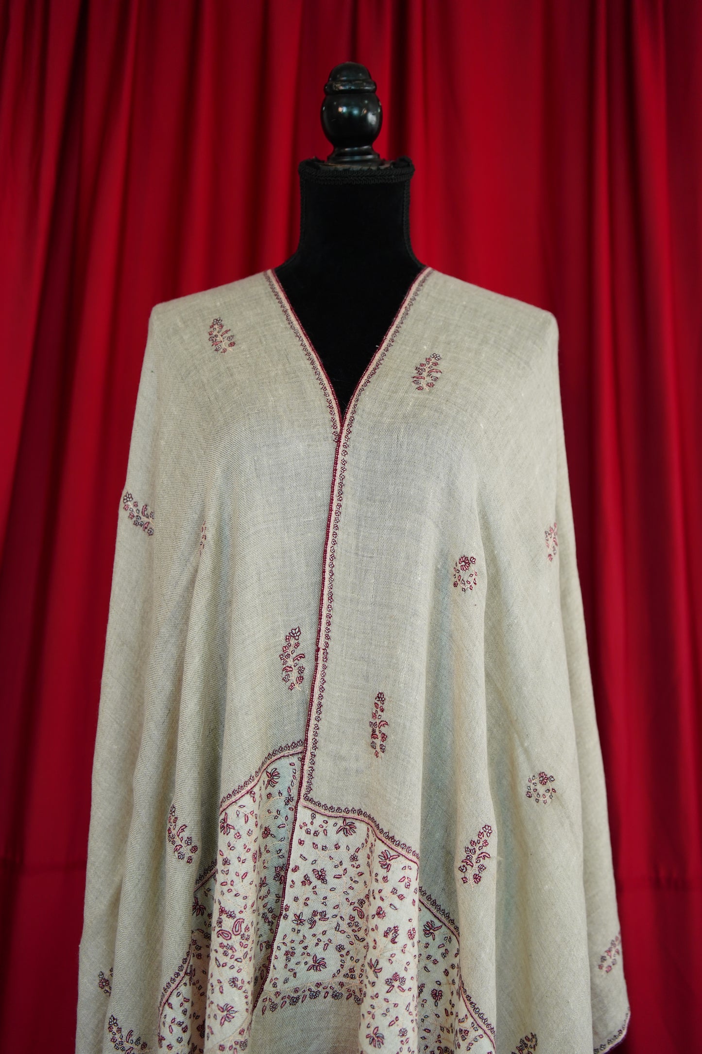 light natural GI butis embroidery pashmina stole 0101