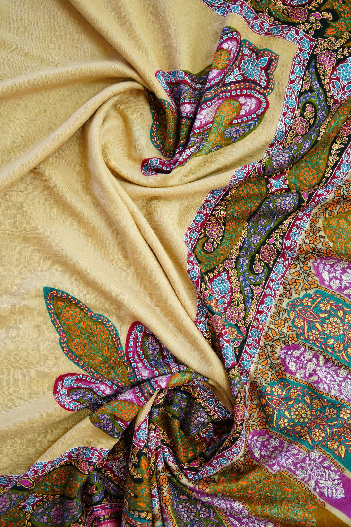 creamy banana GI embroidery pashmina shawl 0131