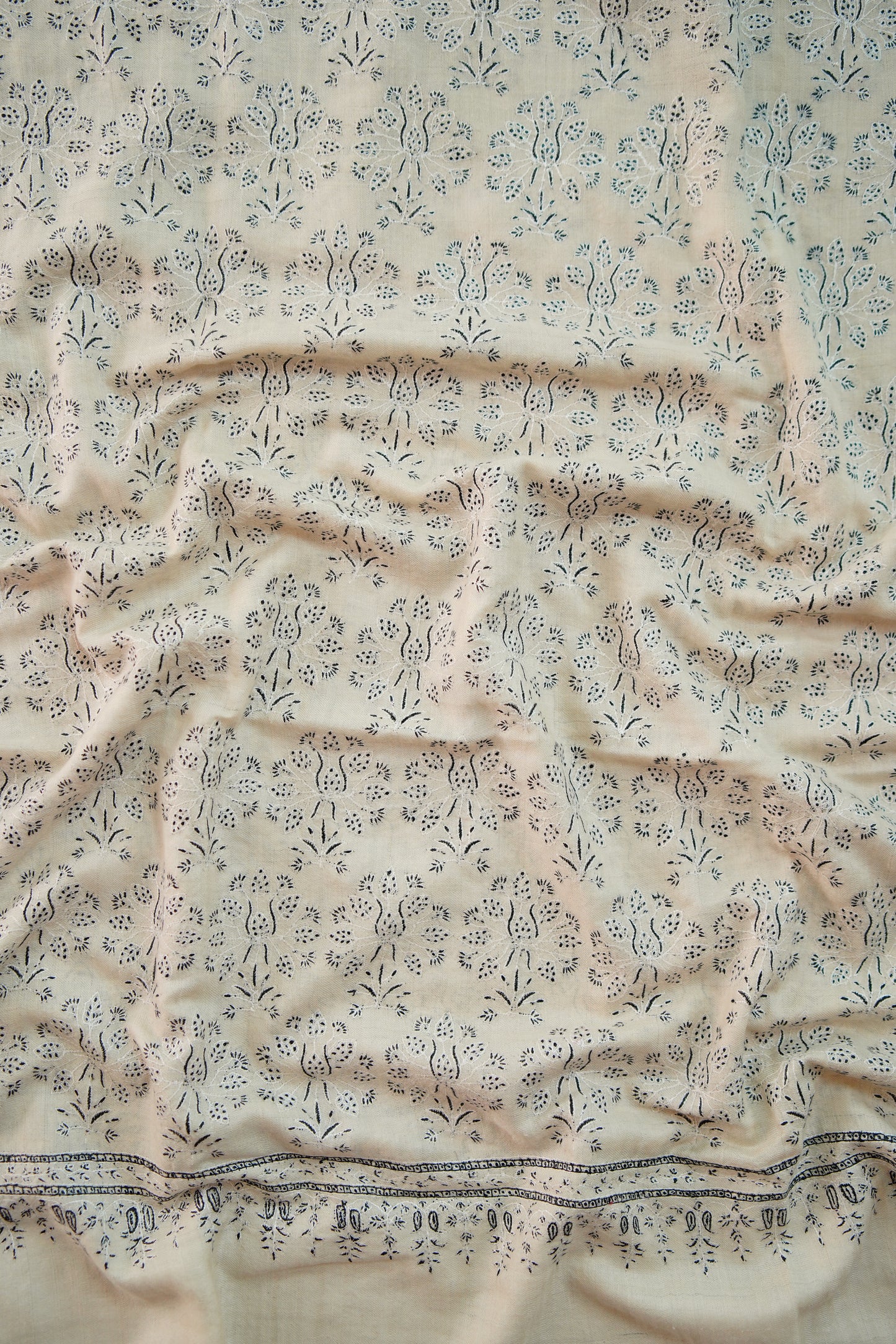 creamy white GI jaali embroidery pashmina shawl 0139