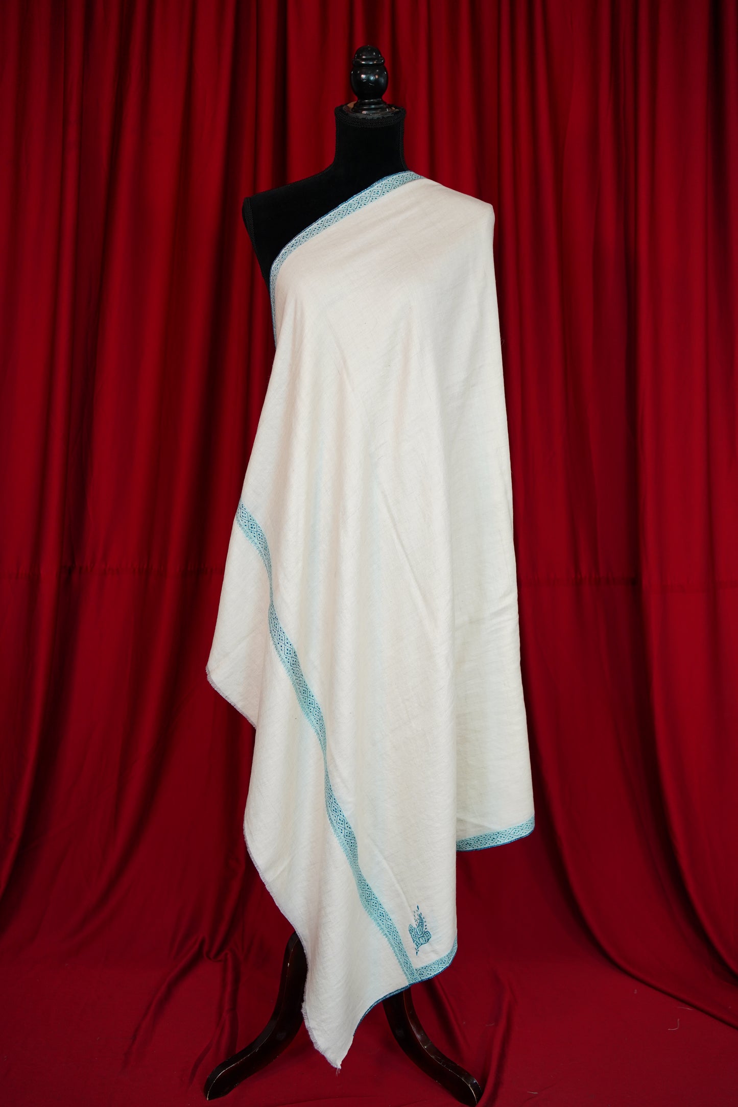 pure white GI embroidery pashmina shawl 0143