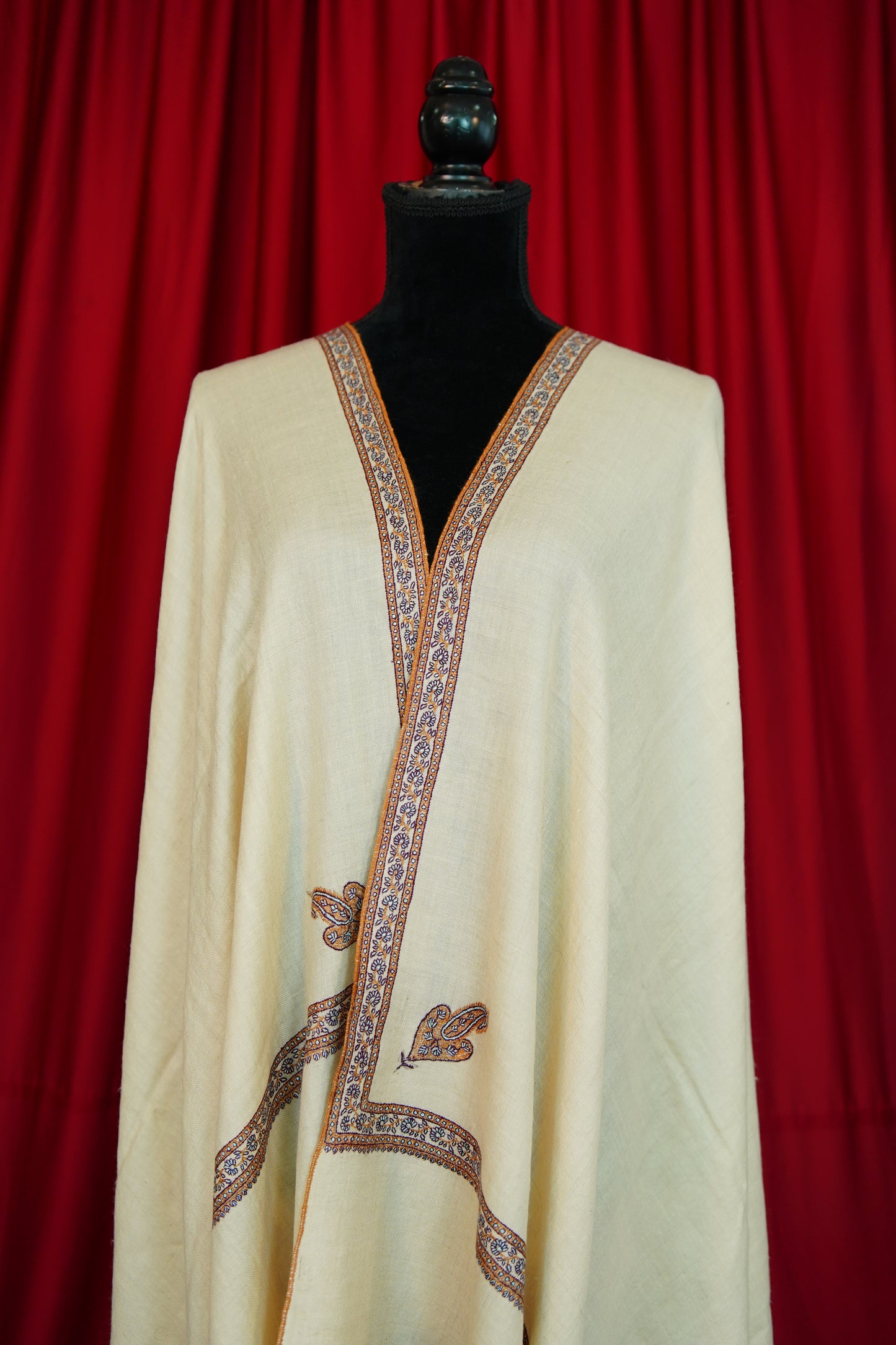 creamy yellow GI embroidery pashmina shawl 0148