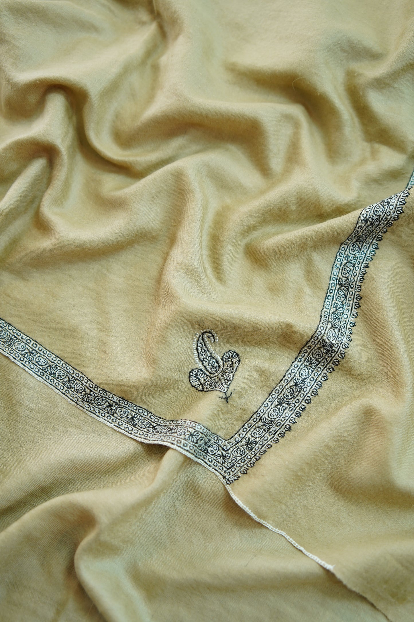 biscuit natural GI embroidery pashmina shawl 0153