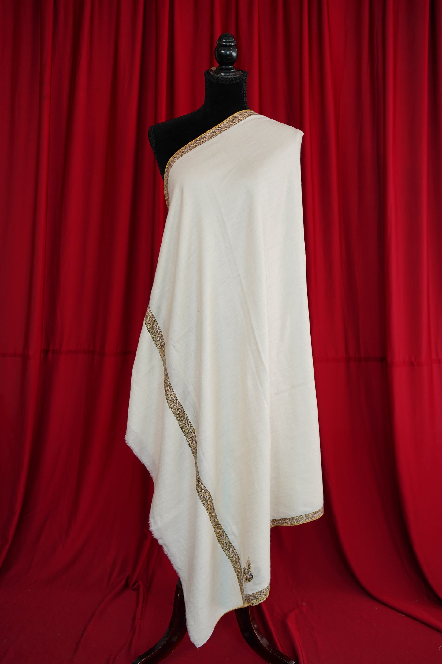 pure white GI embroidery pashmina shawl 0160
