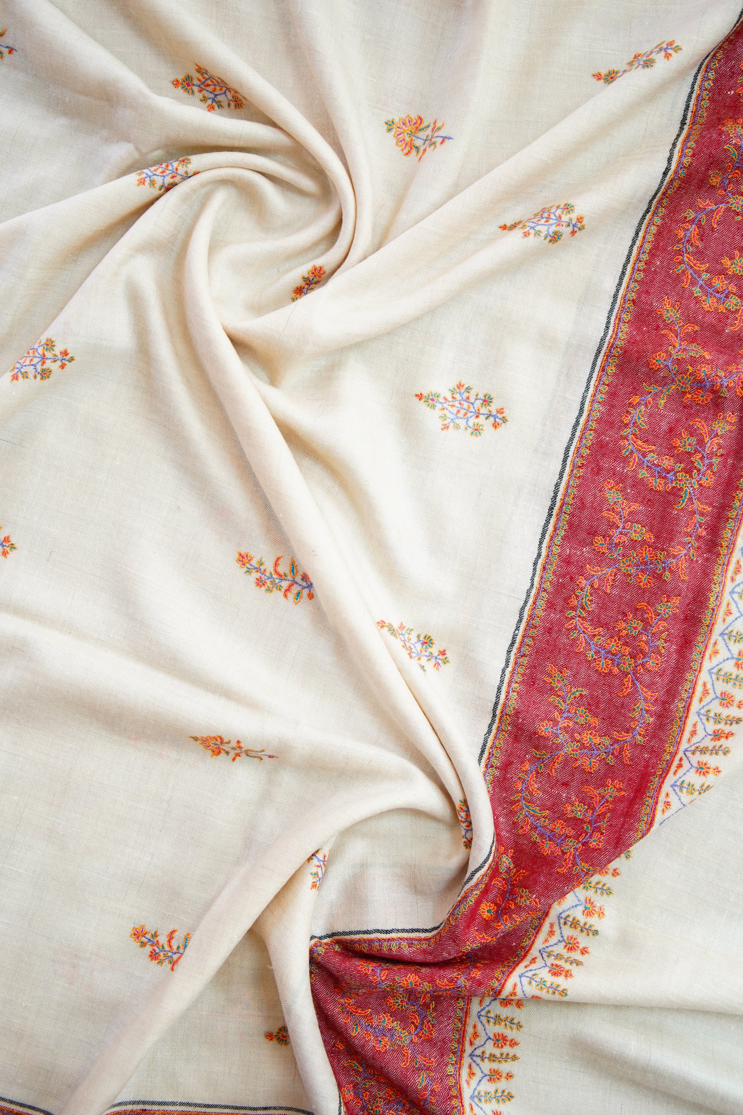 white and red GI butis embroidery pashmina shawl 0168