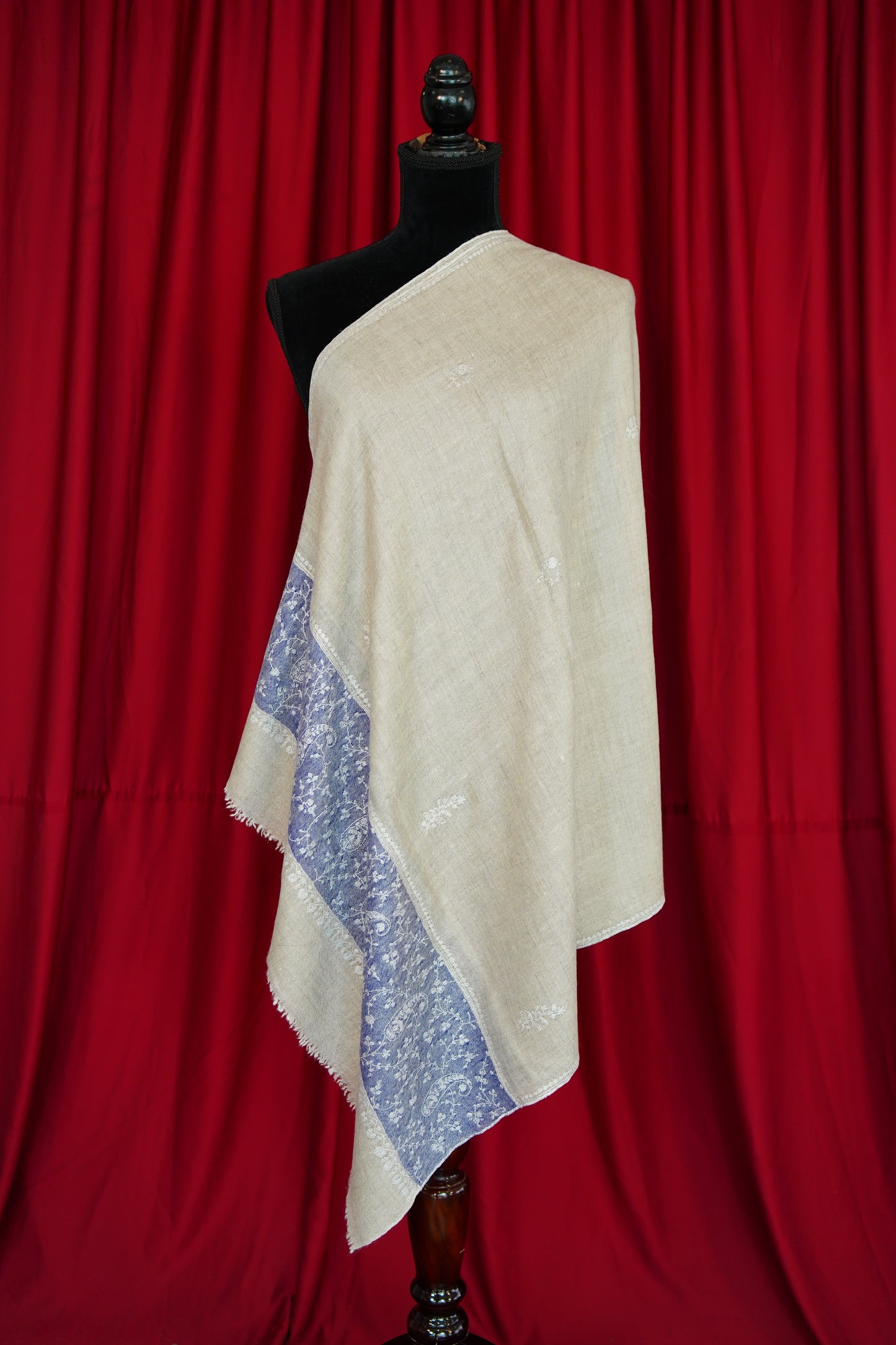 light natural GI embroidery pashmina stole 0174