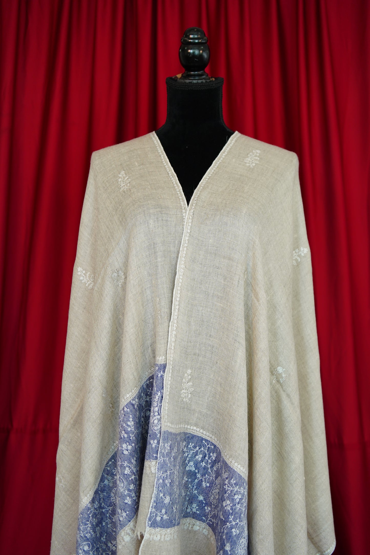 light natural GI embroidery pashmina stole 0174