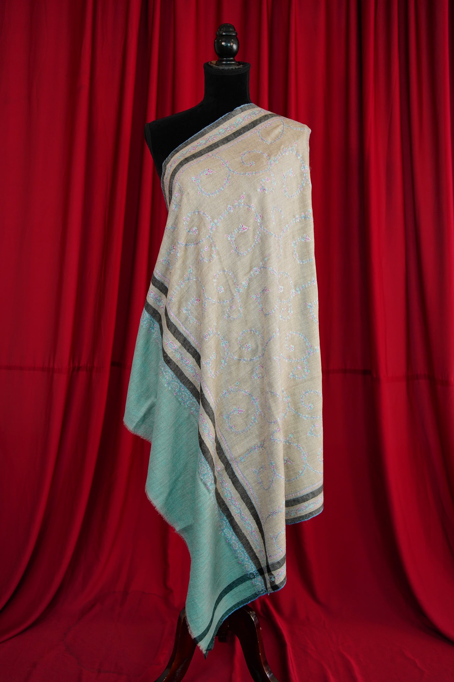 light natural striped GI jaali embroidery pashmina shawl 0185