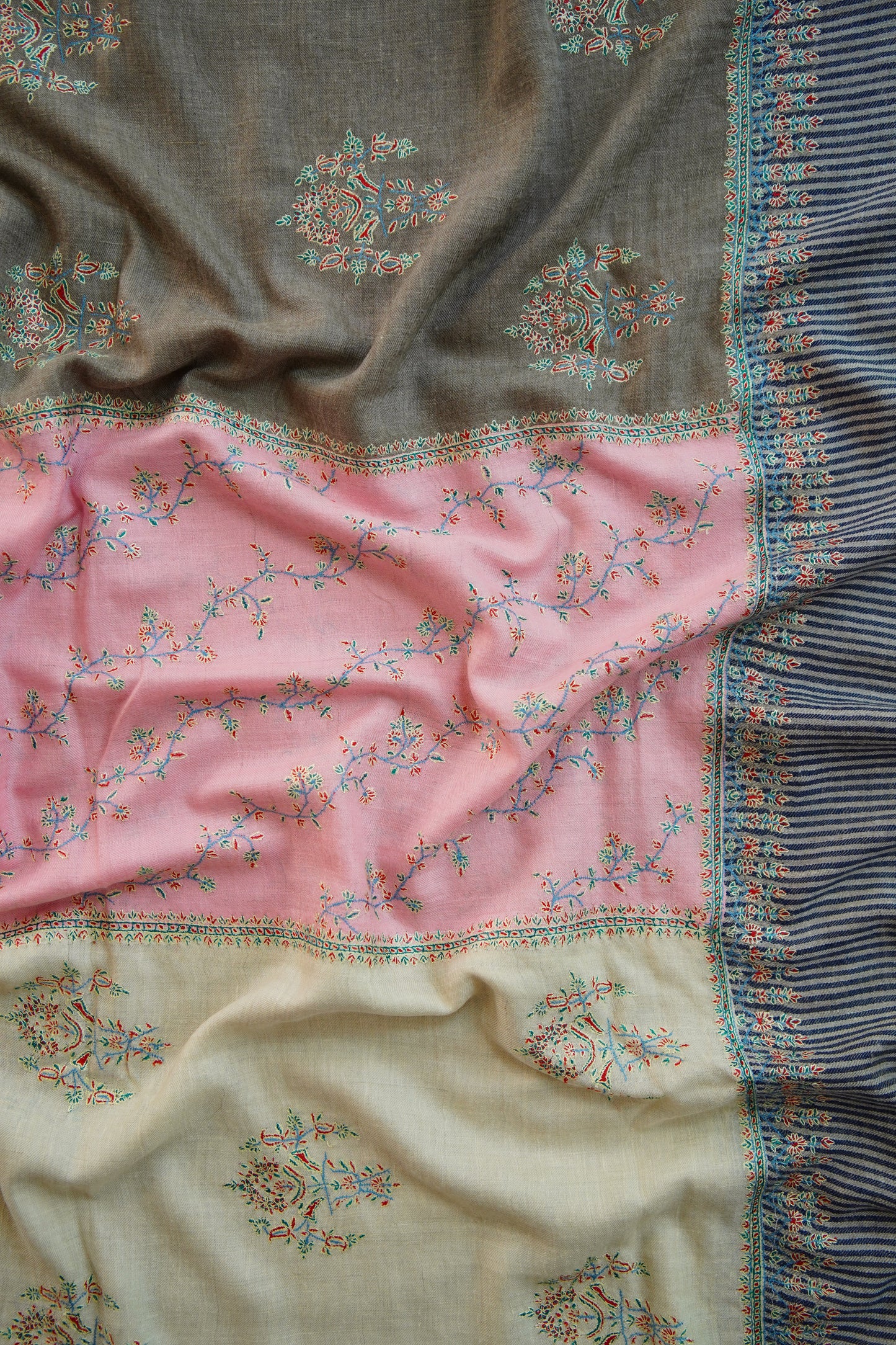 tri-colour GI embroidery pashmina shawl 0189