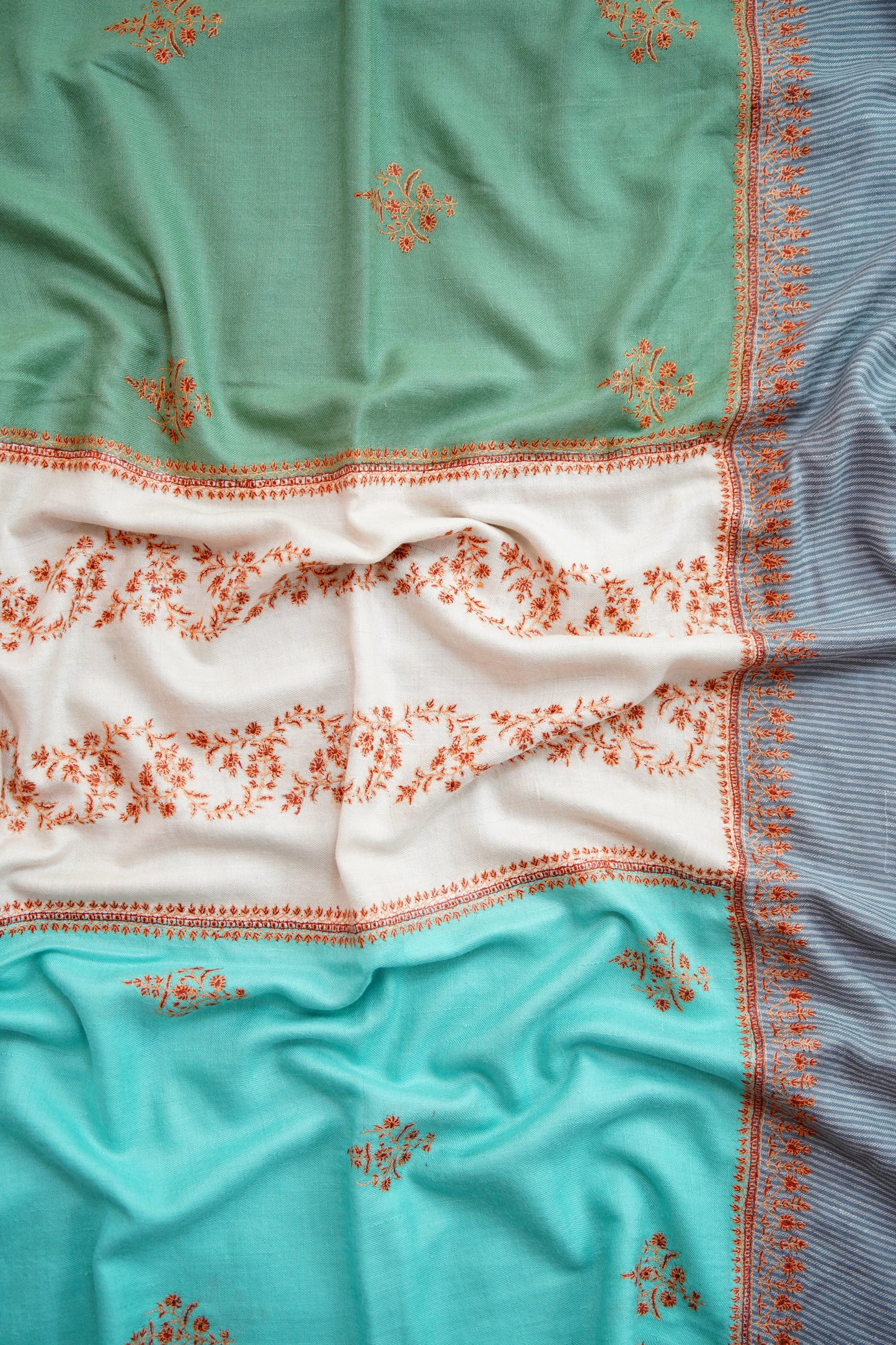 tri-colour GI embroidery pashmina shawl 0193